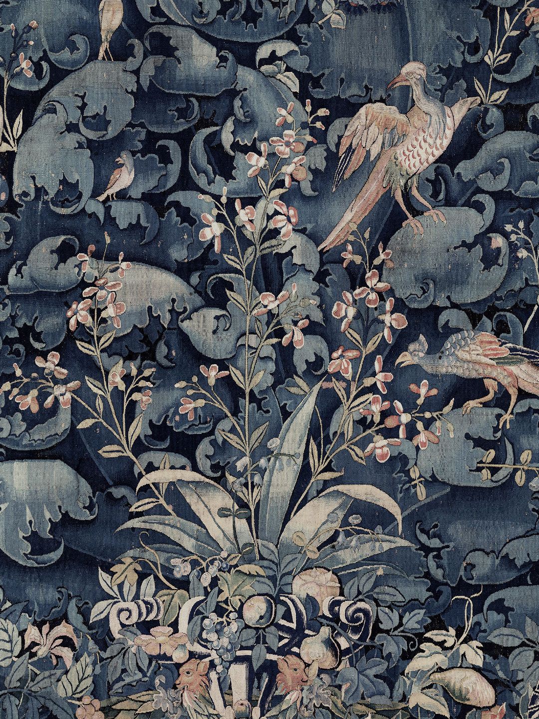 1080x1440 Aristoloche Tapestry