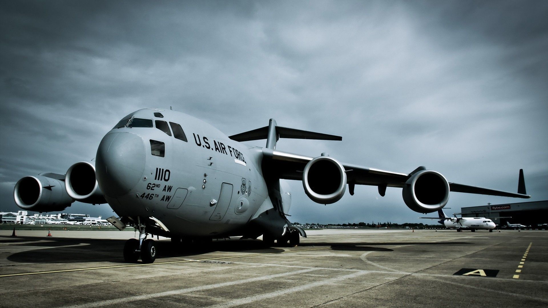 1920x1080 Cargo Plane Wallpaper