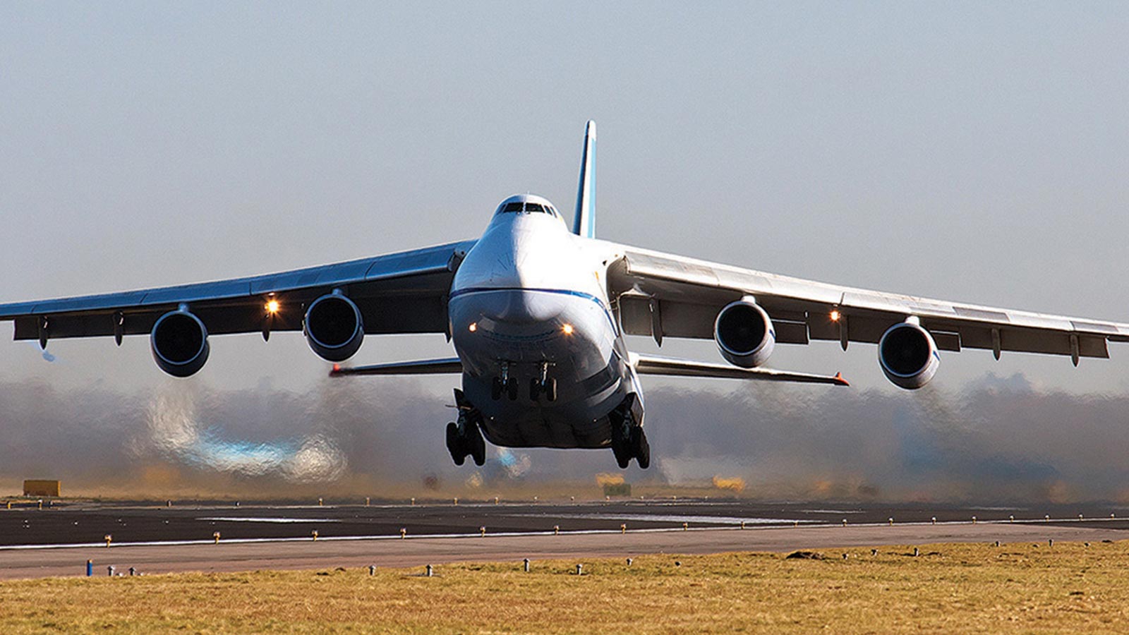 1600x900 Antonov AN 124. Air Charter Service