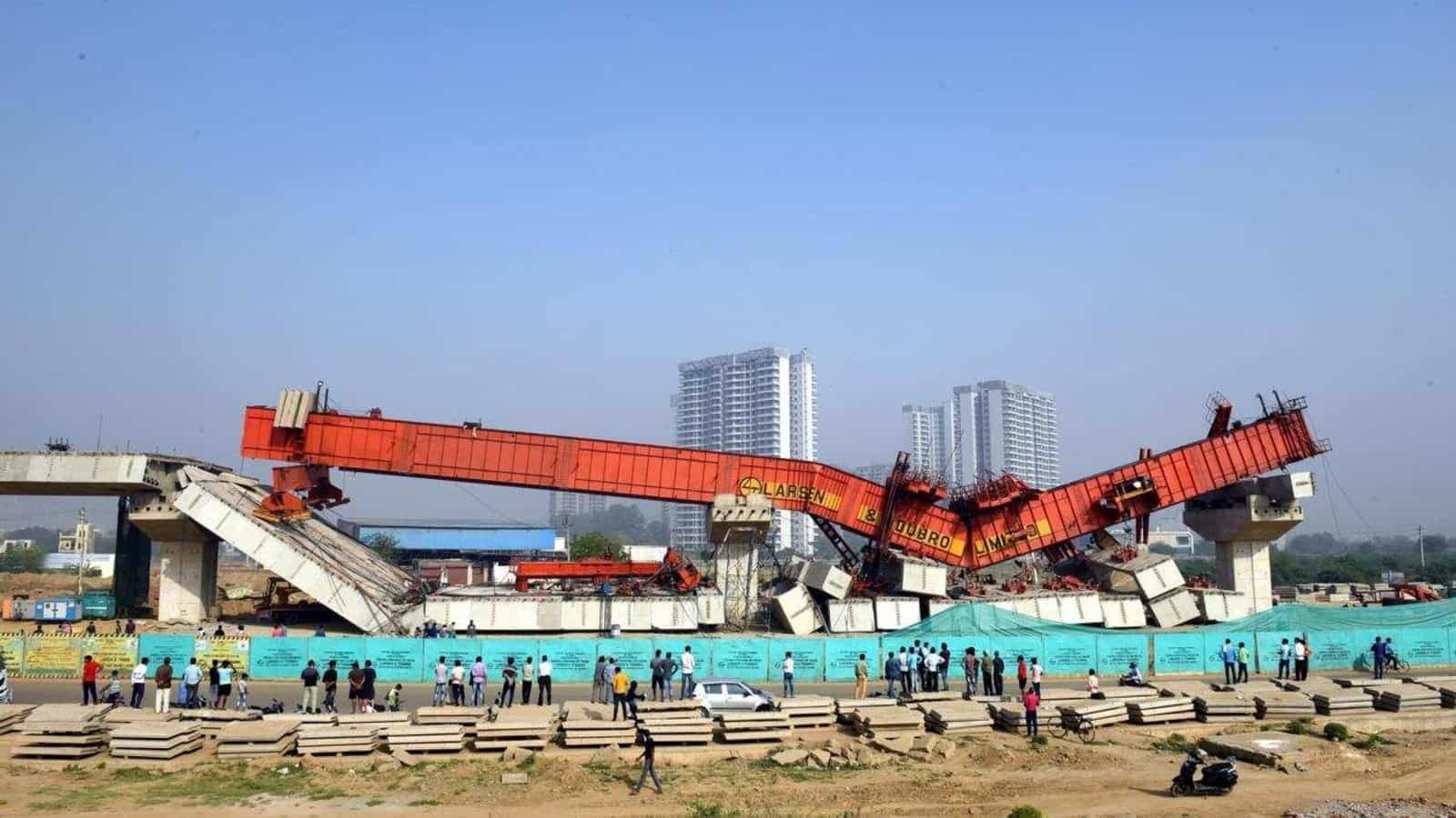 1600x900 Concrete slabs at Dwarka Expressway worksite collapse, three workers injured