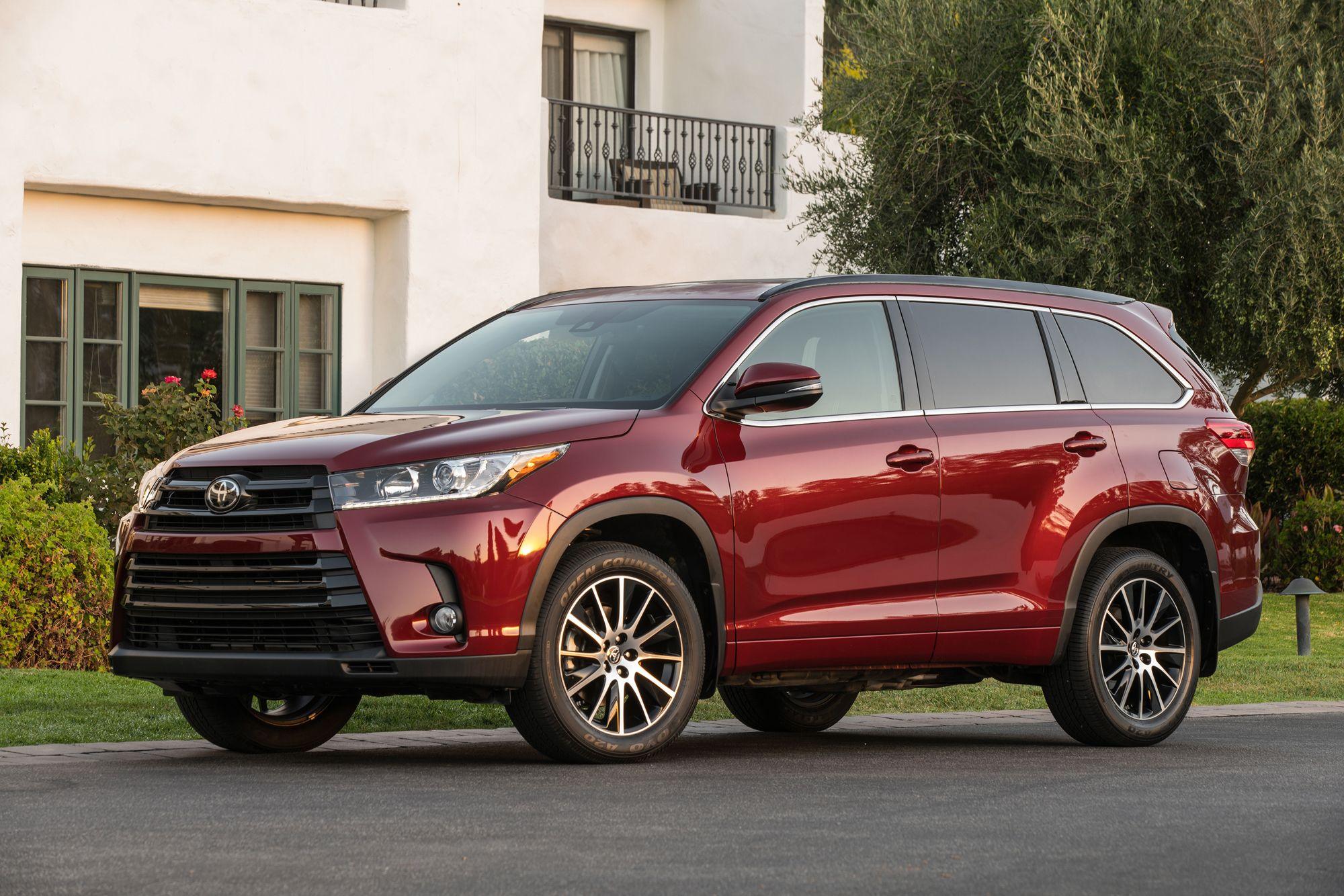 2000x1334 Toyota Highlander Wallpaper Image Photo Picture Background
