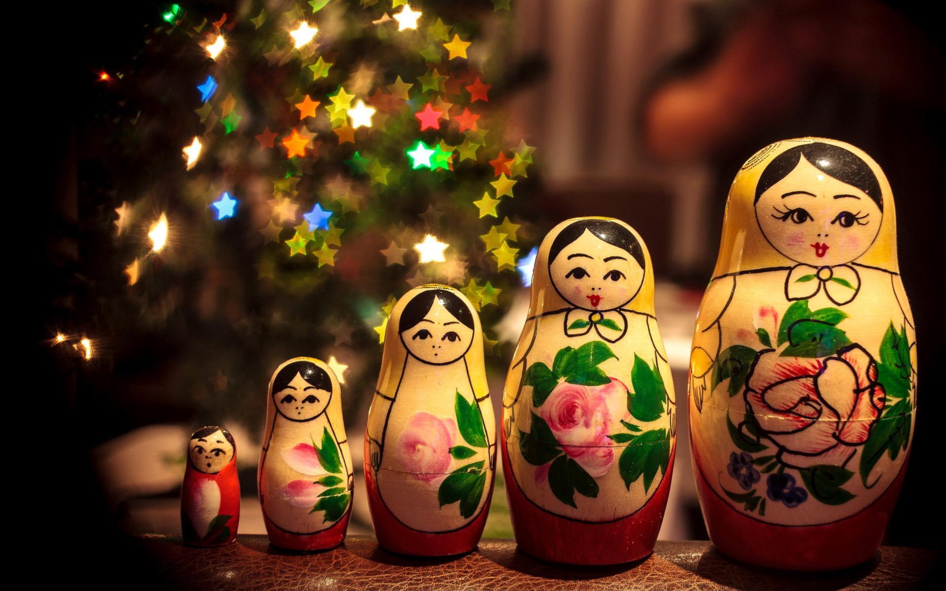 1920x1200 Russian Doll Wallpaper