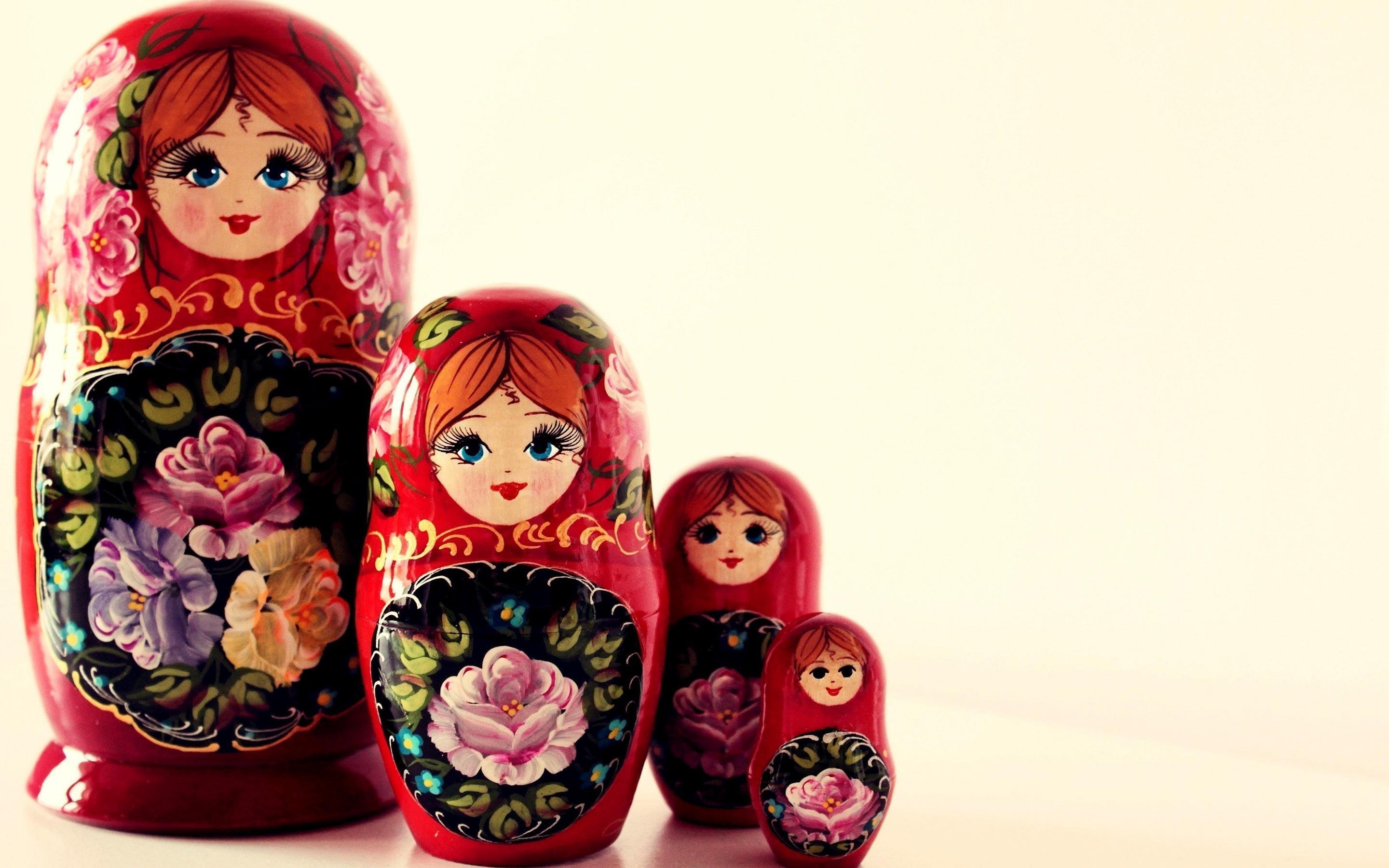 2880x1800 Matryoshka Dolls Dolls HD HD Wallpaper
