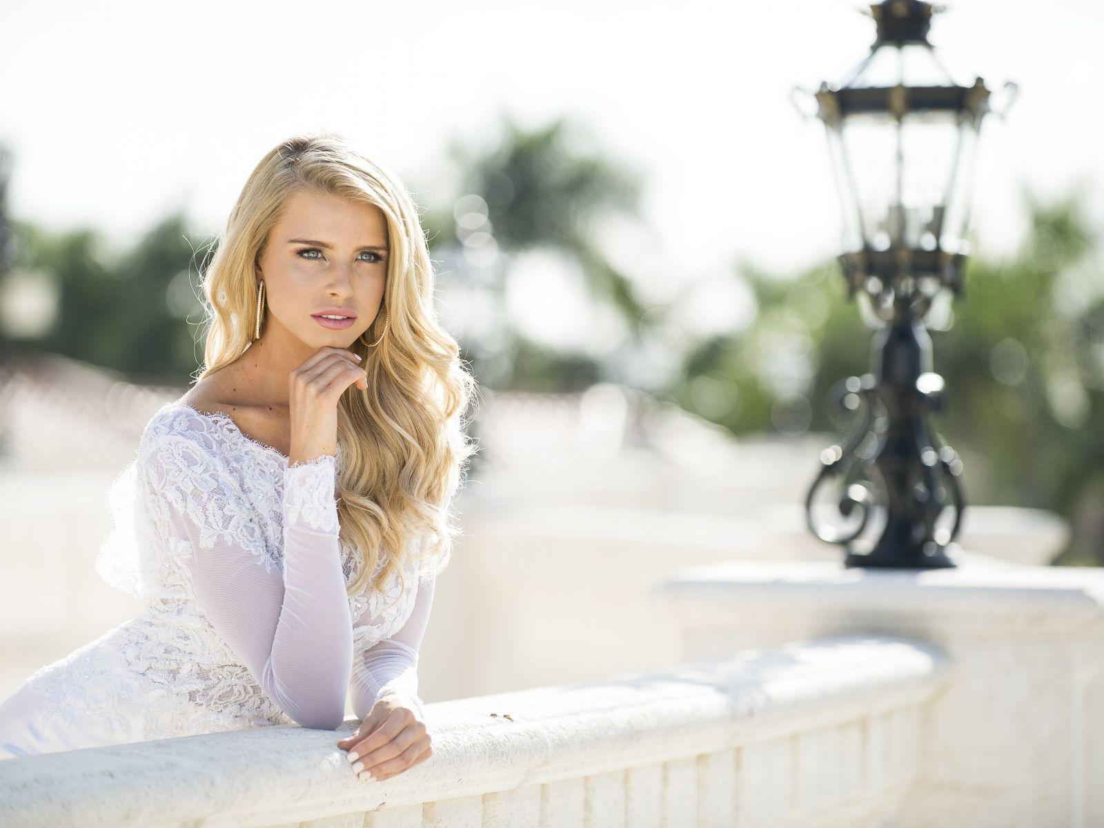 1600x1200 Desktop Wallpaper Tegan Martin, Miss Universe Miss Australia, Model, HD Image, Picture, Background, 8yji2k