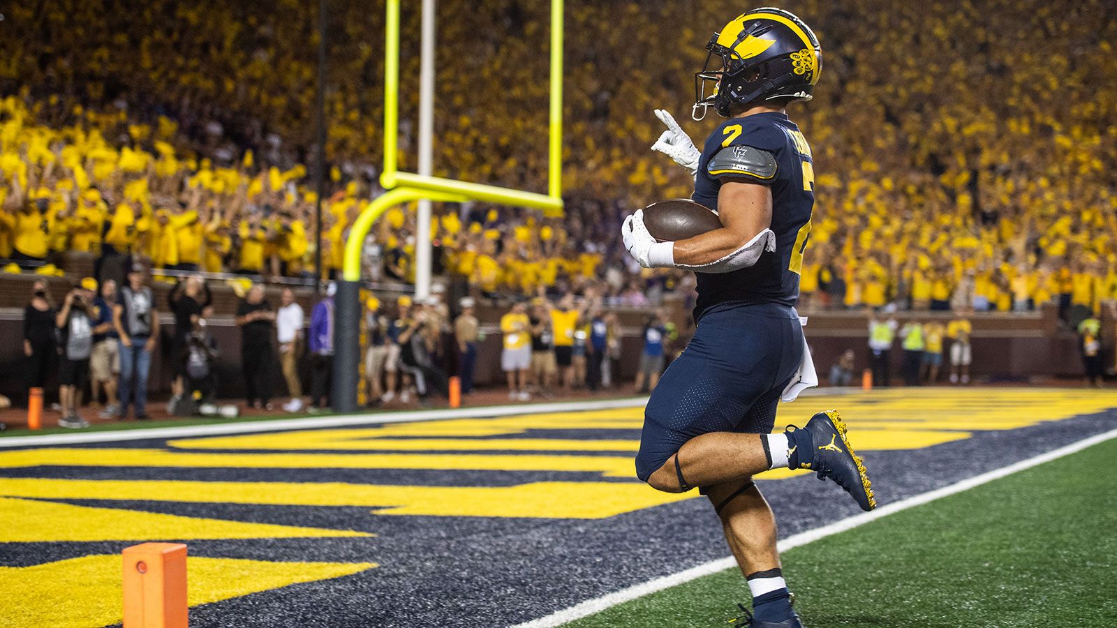 1600x900 Fauquier native Corum scores two touchdowns to lead Michigan