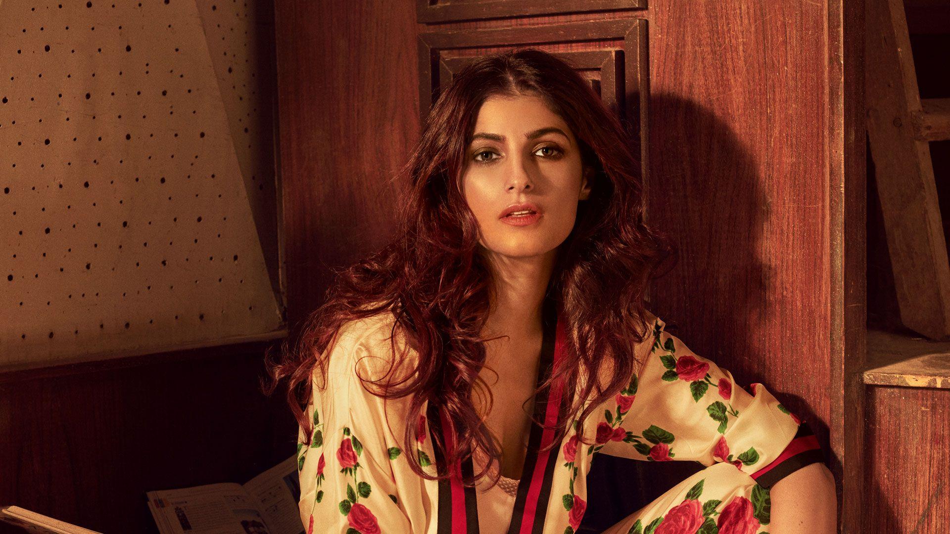 Twinkle Khanna Wallpapers - Top Free Twinkle Khanna Backgrounds