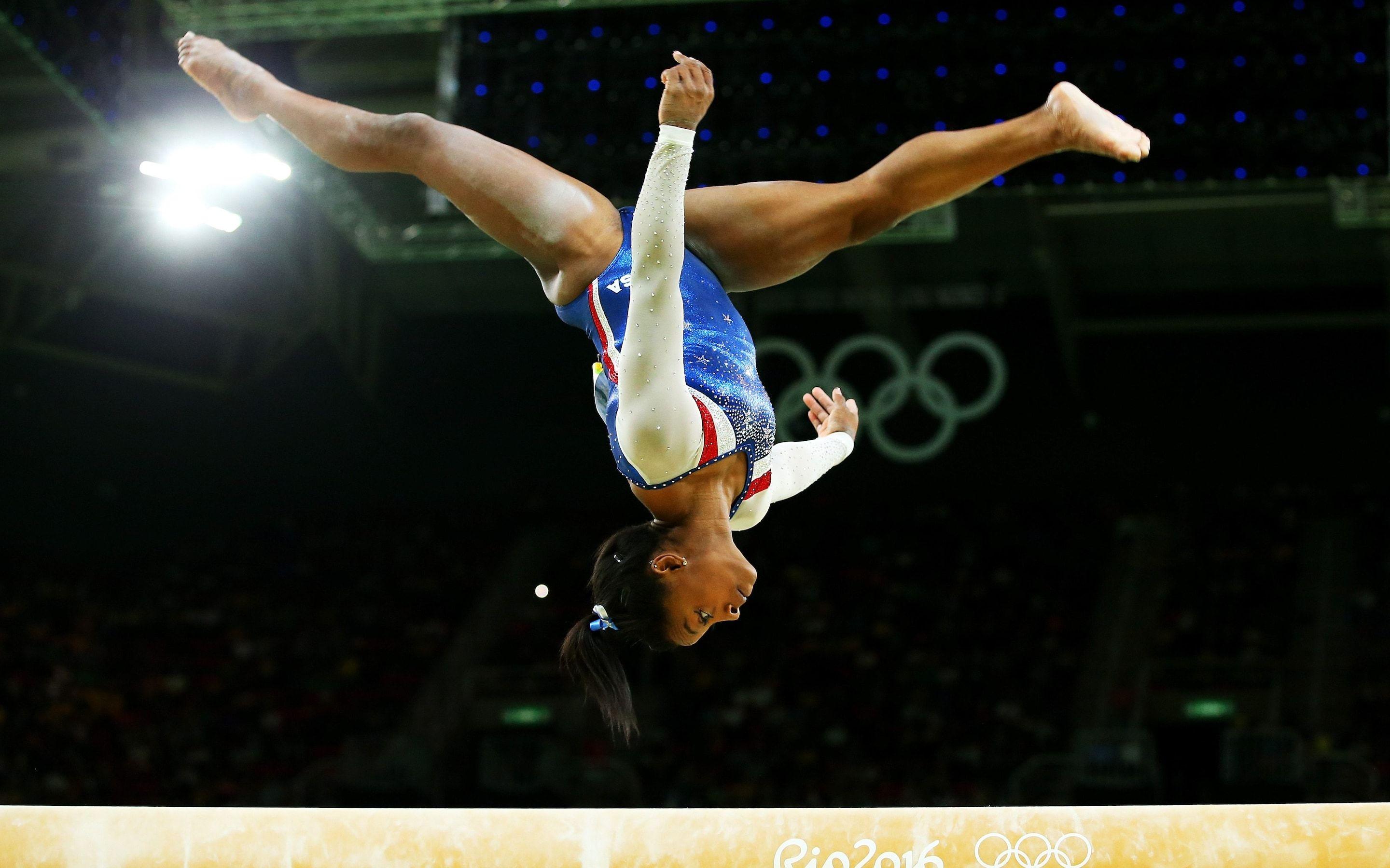 2880x1800 Peerless Simone Biles Flies To Olympic All Around Gymnastics Gold By Huge Margin