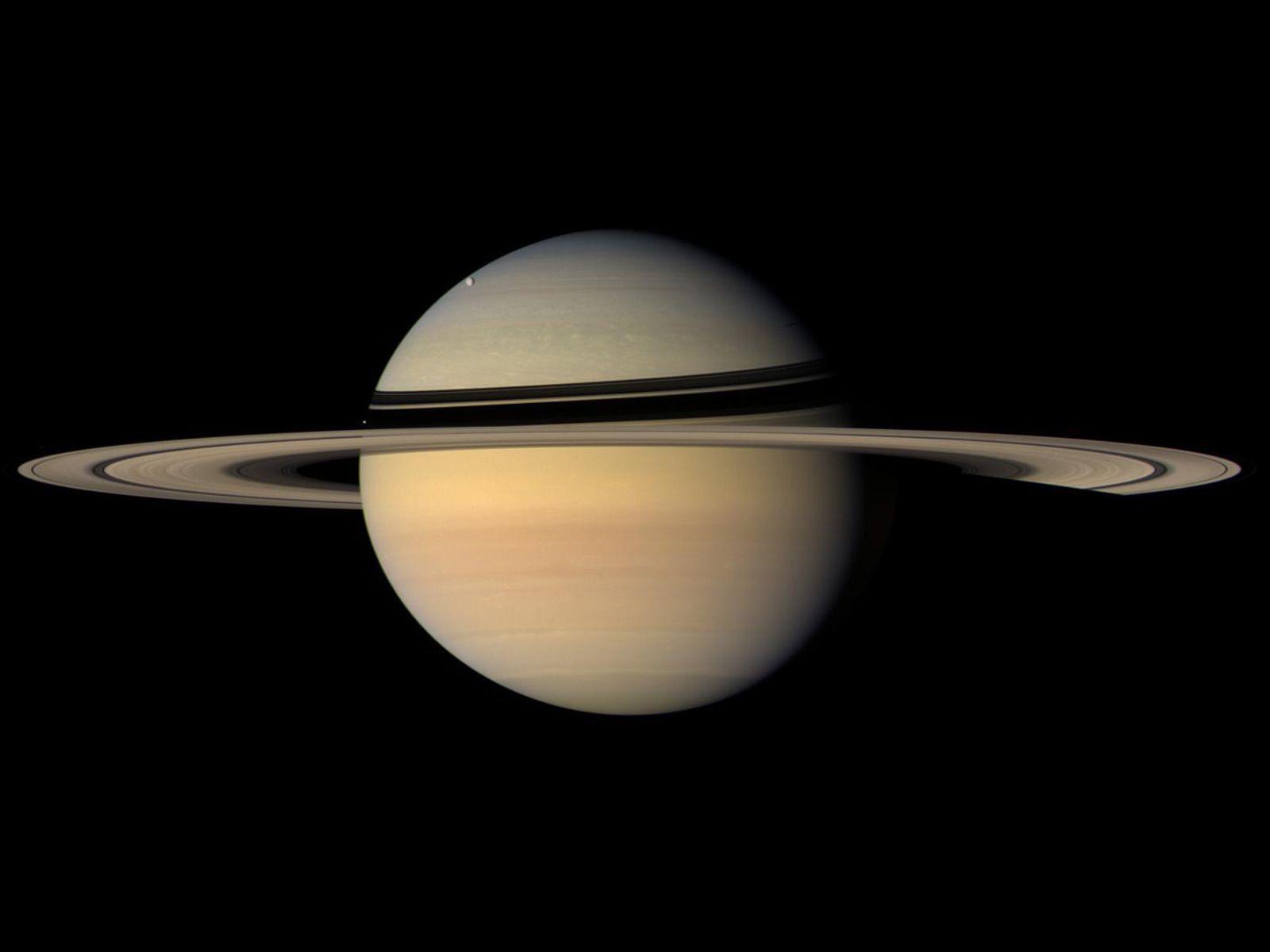1600x1200 Astromic's Backyard: Saturn HQ Wallpaper and Picture