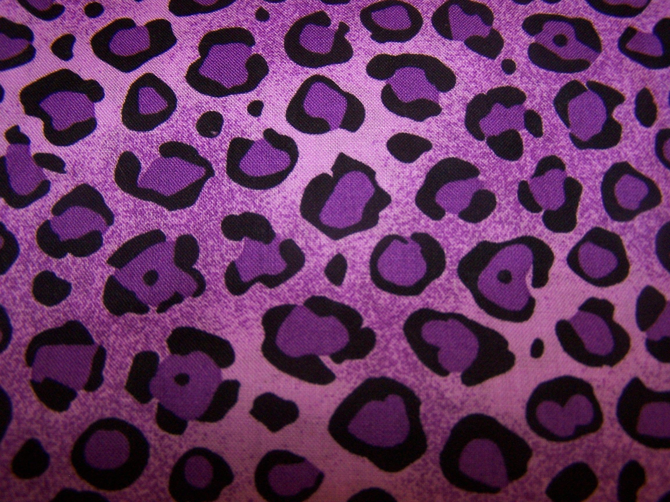2304x1728 Purple Cheetah Wallpaper