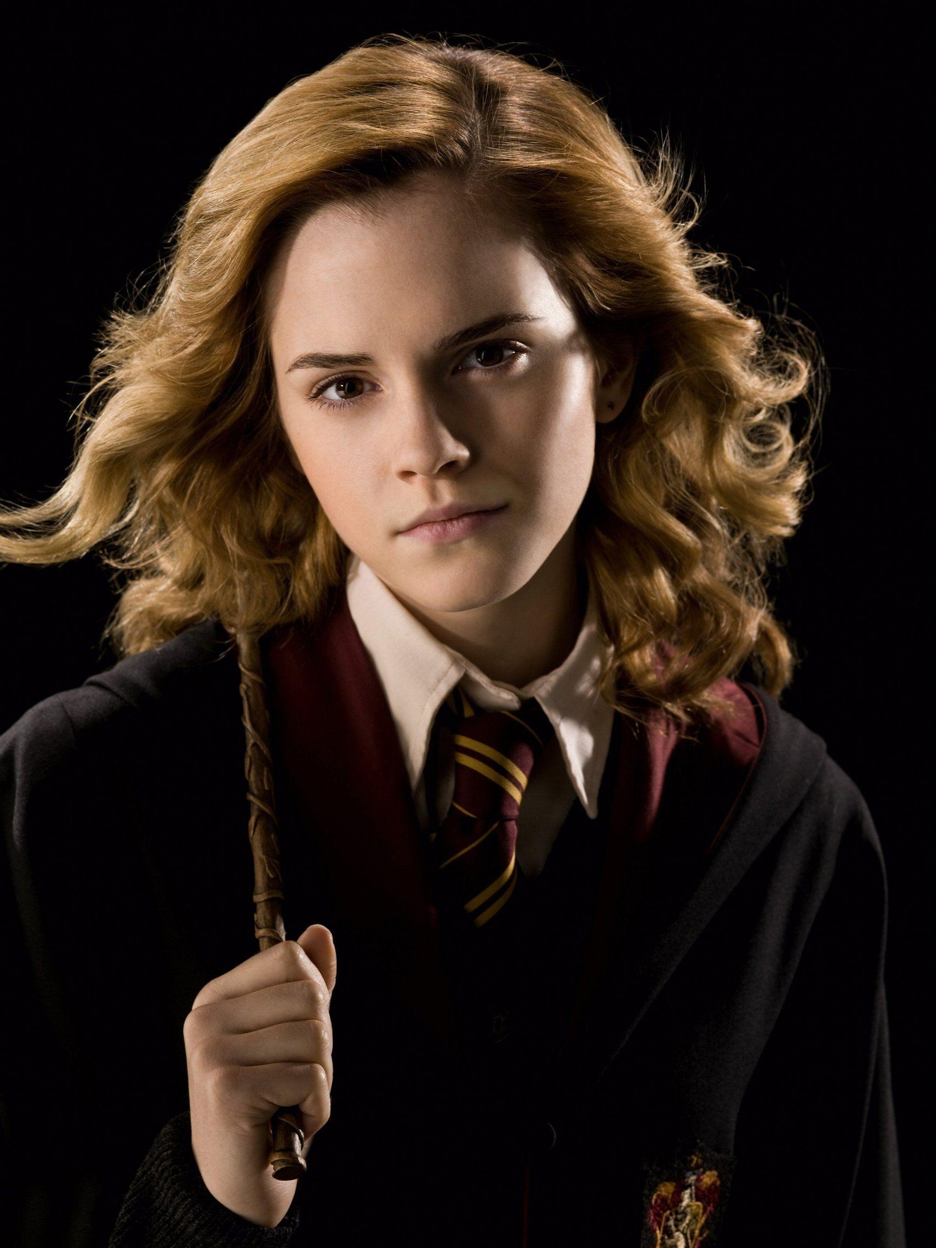 1920x2560 Hermione Granger HD iPhone Wallpaper