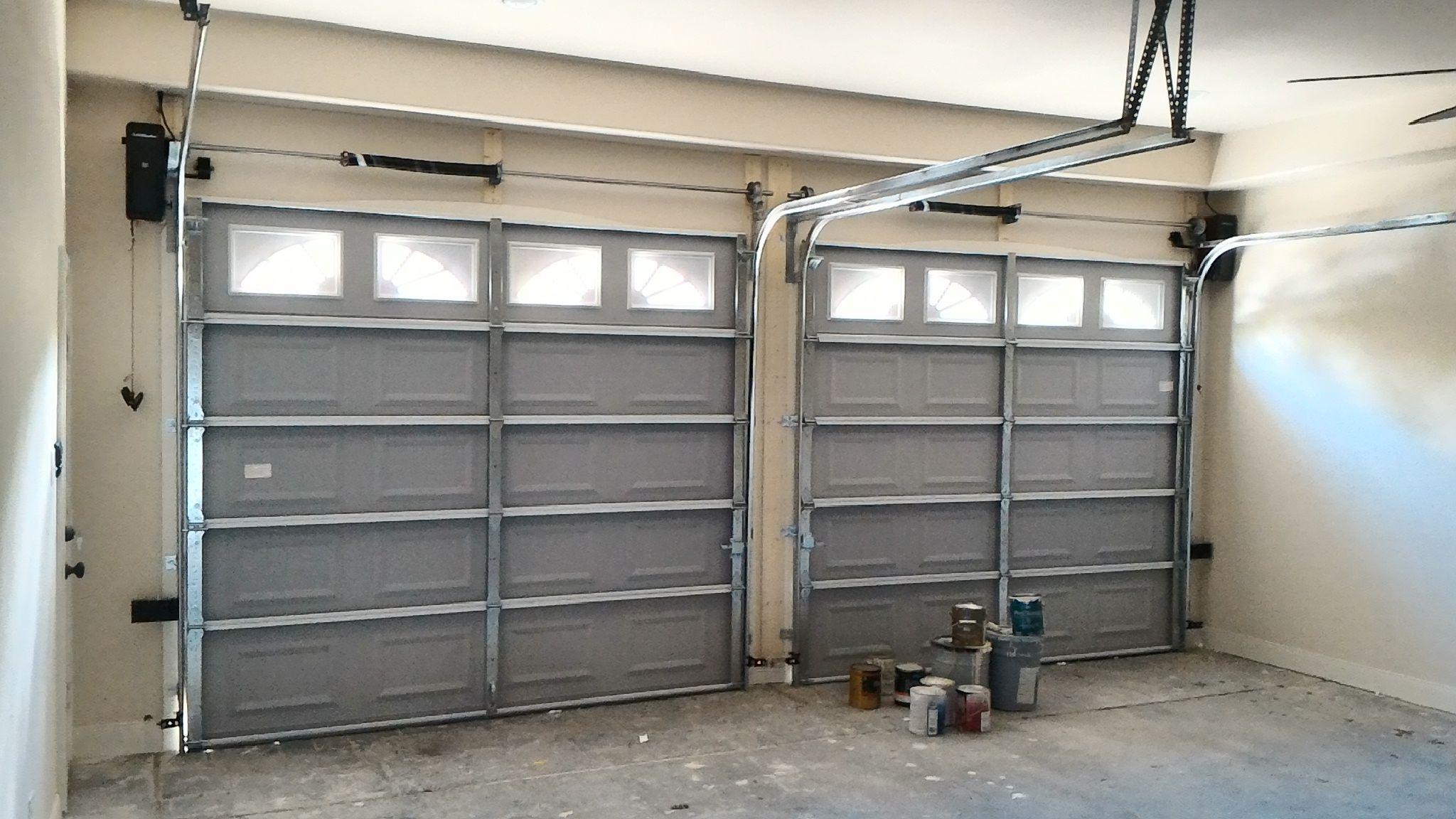 Garage Door Wallpapers Top Free Garage Door Backgrounds Wallpaperaccess
