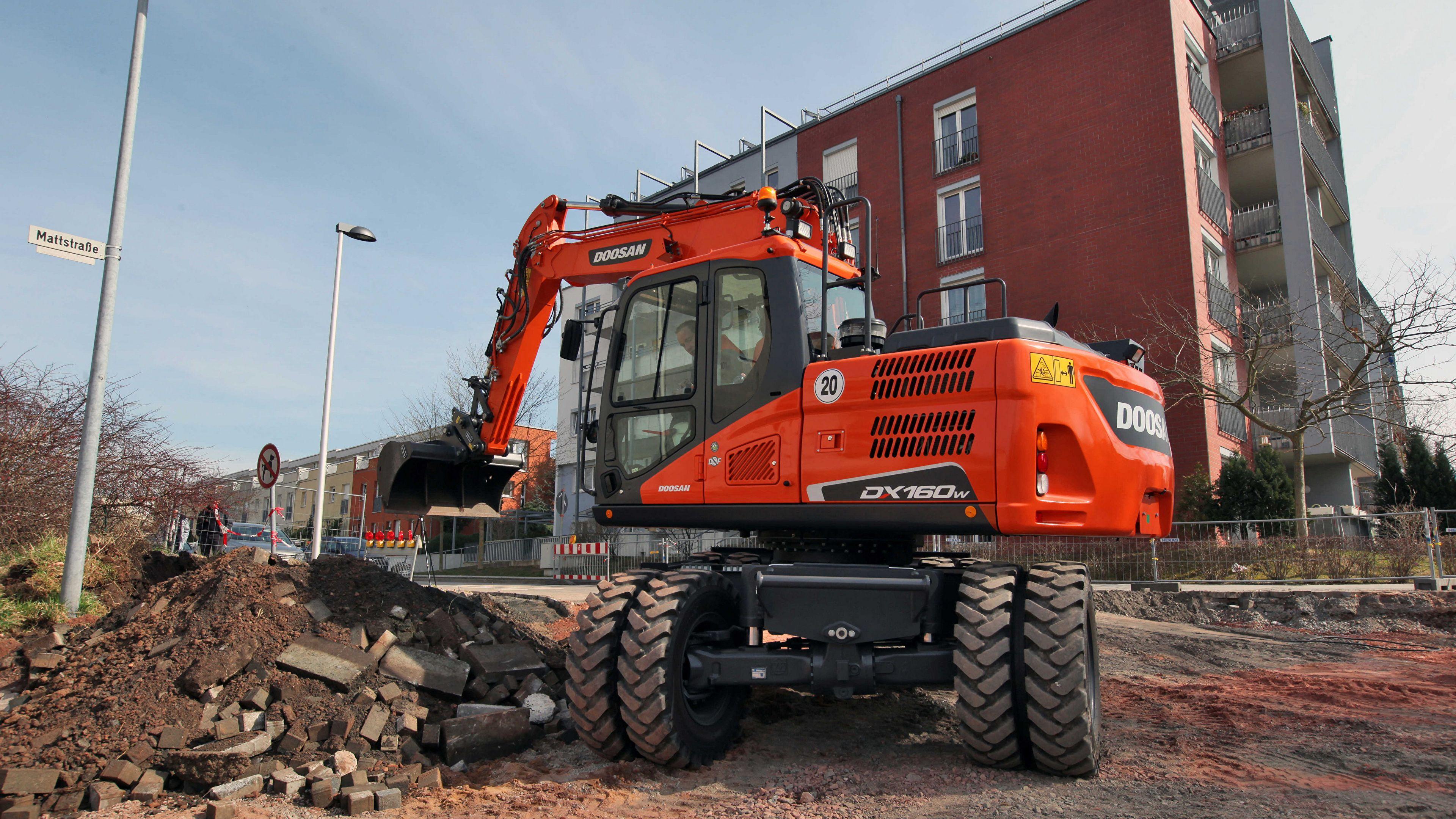 3840x2160 Image Excavator 2016 17 Doosan DX160W 5 3840x2160