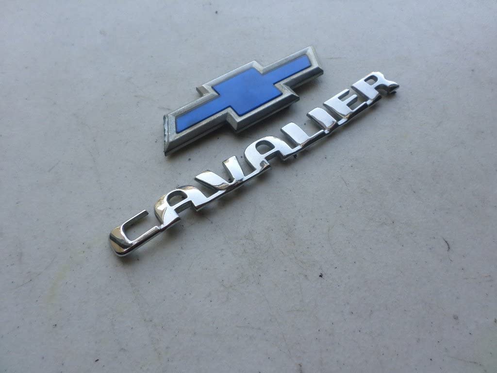 1024x768 CHEVY CAVALIER 00 02 Chevrolet Cavalier Trunk Blue Bowtie 22627210 Chrome Nameplate Sticker Emblem Logo Set Of 2 Decals: Automotive