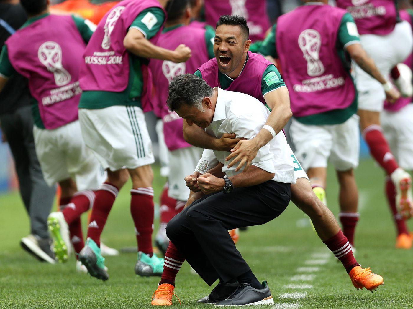 1400x1050 Hirving Lozano goal makes Mexico coach so overwhelmed he had to sit down