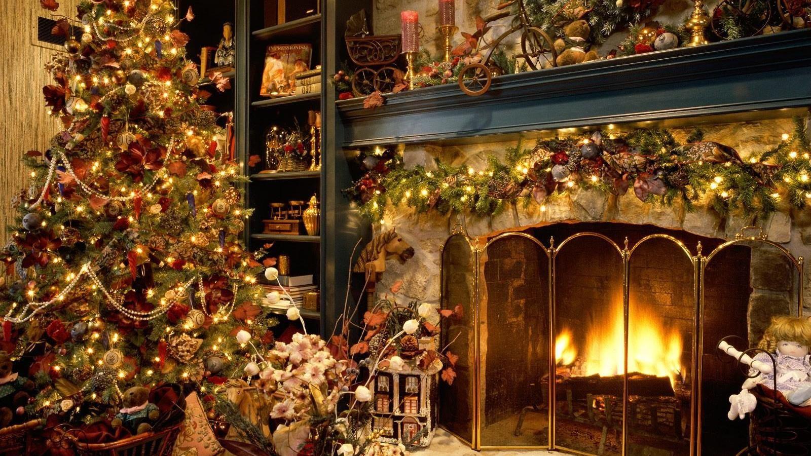 1600x900 Christmas Wallpaper for DeskX900 .