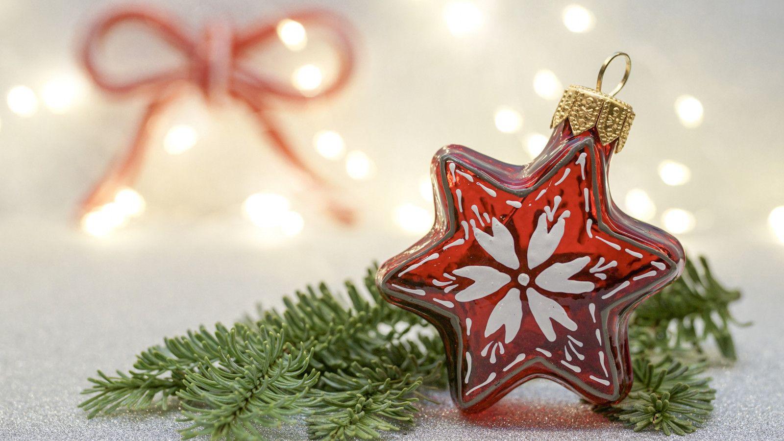 1600x900 Download wallpaper: Christmas decorations 1600x900