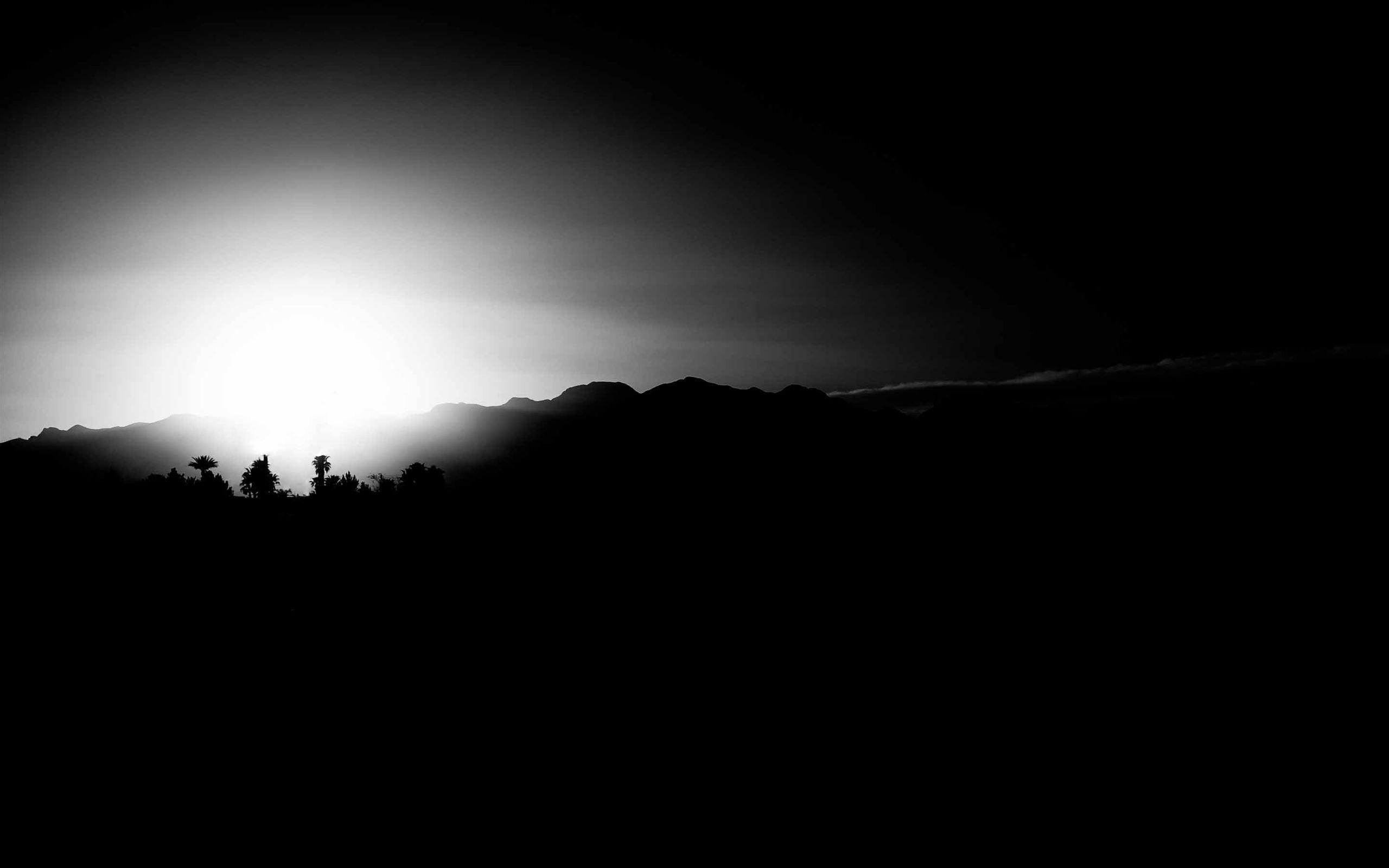 2560x1600 Vegas Sunset Black And White MacBook Air Wallpaper Download