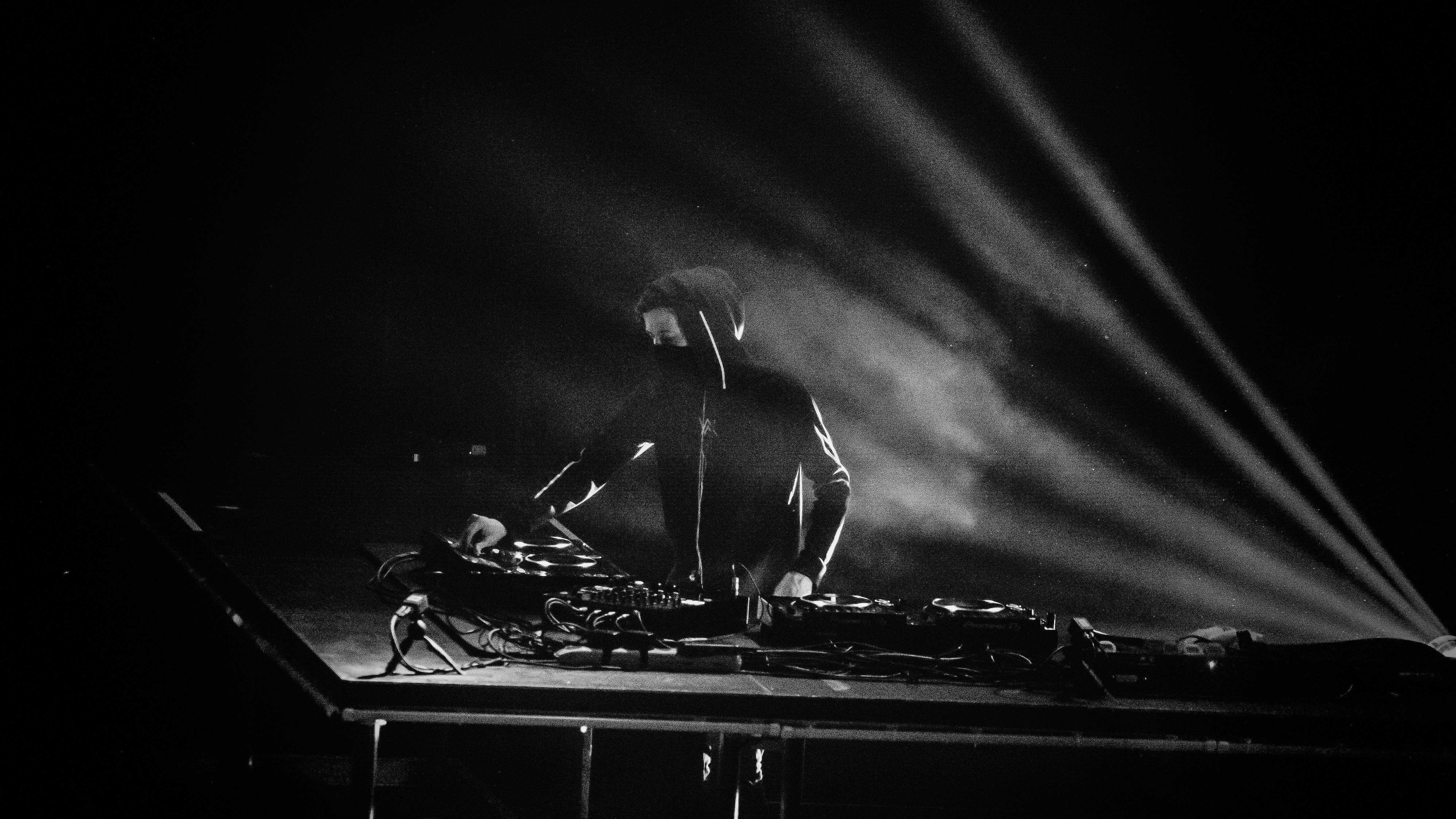 4746x2670 Alan Walker DJ Wallpaper .