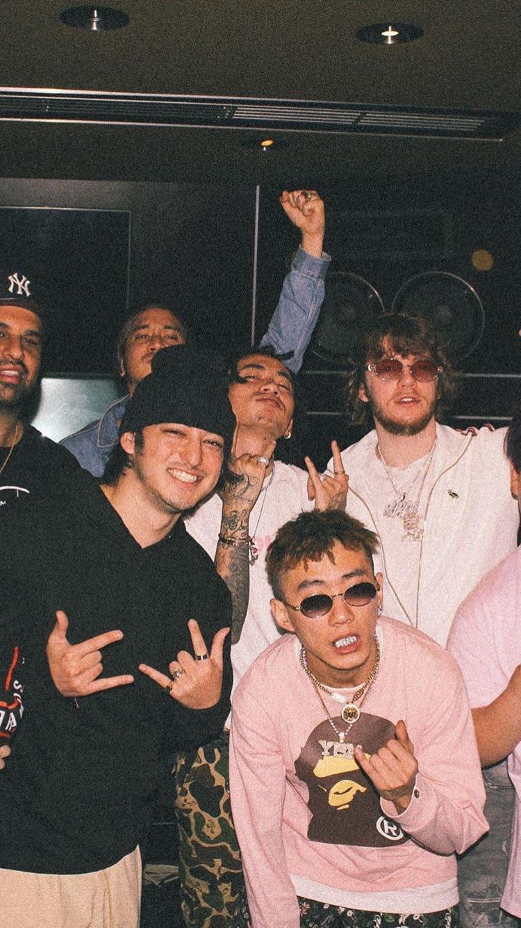 750x1334 rising crew iPhone wallpaper
