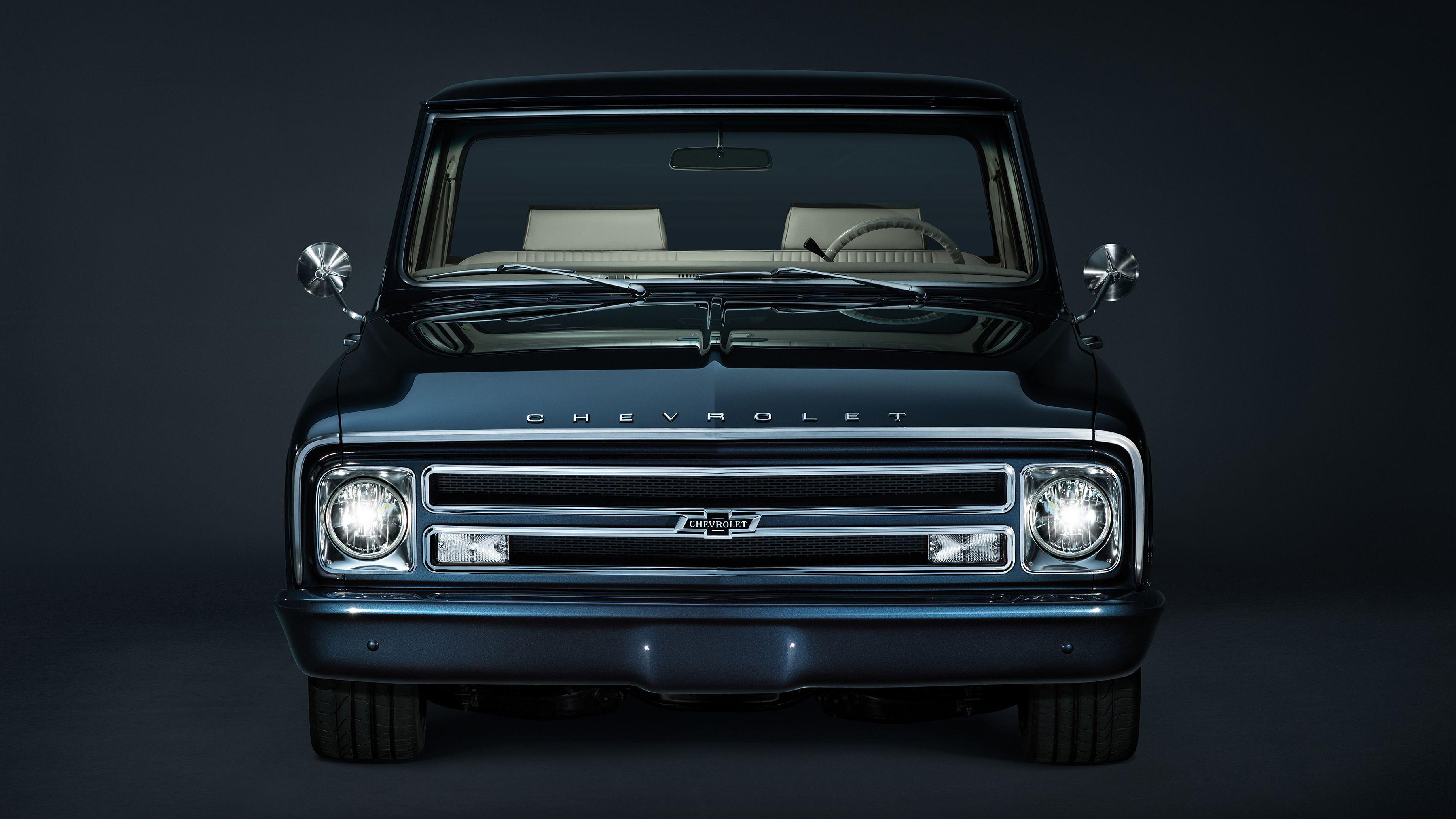 3600x2025 Classic Trucks Wallpaper