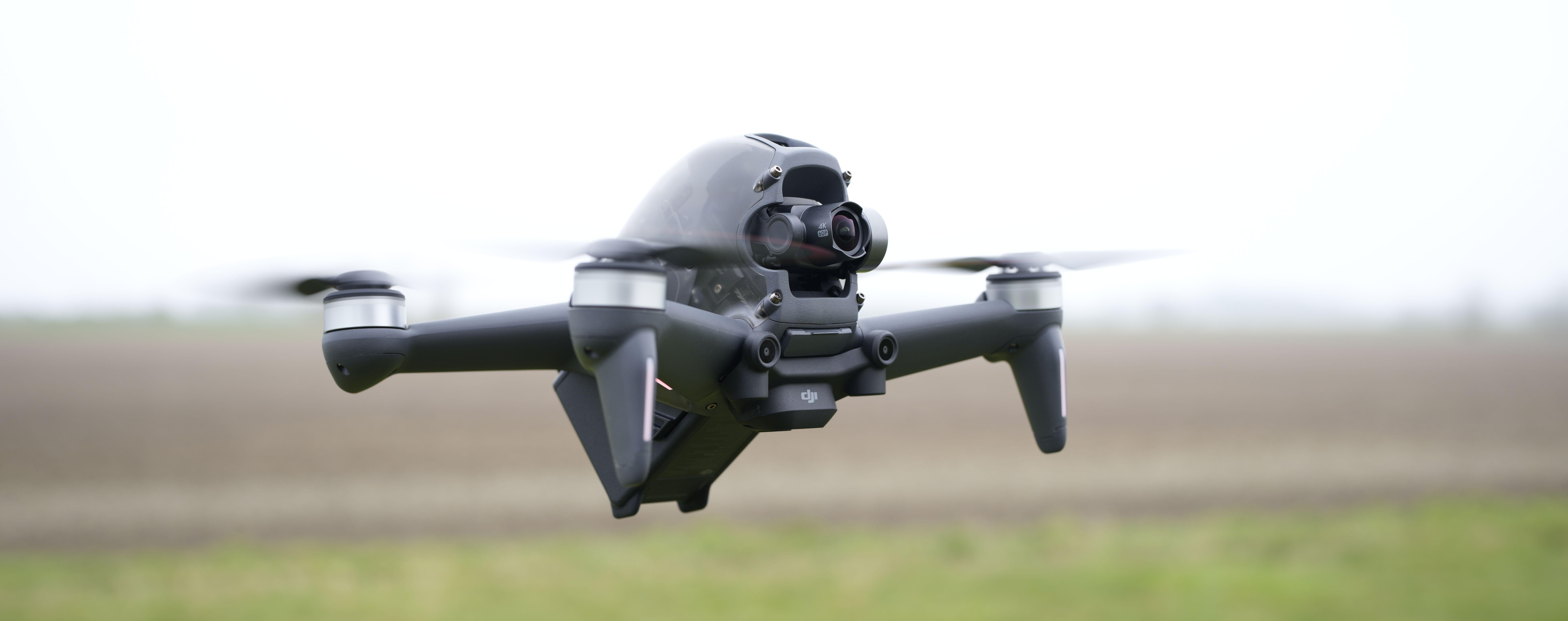 8640x3421 DJI FPV drone review