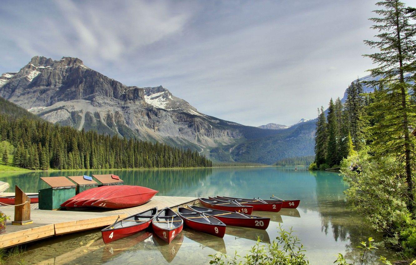 1332x850 Wallpaper forest, mountains, lake, Marina, boats, Yoho National Park, canoe, Emerald Lake image for desktop, section пейзажи