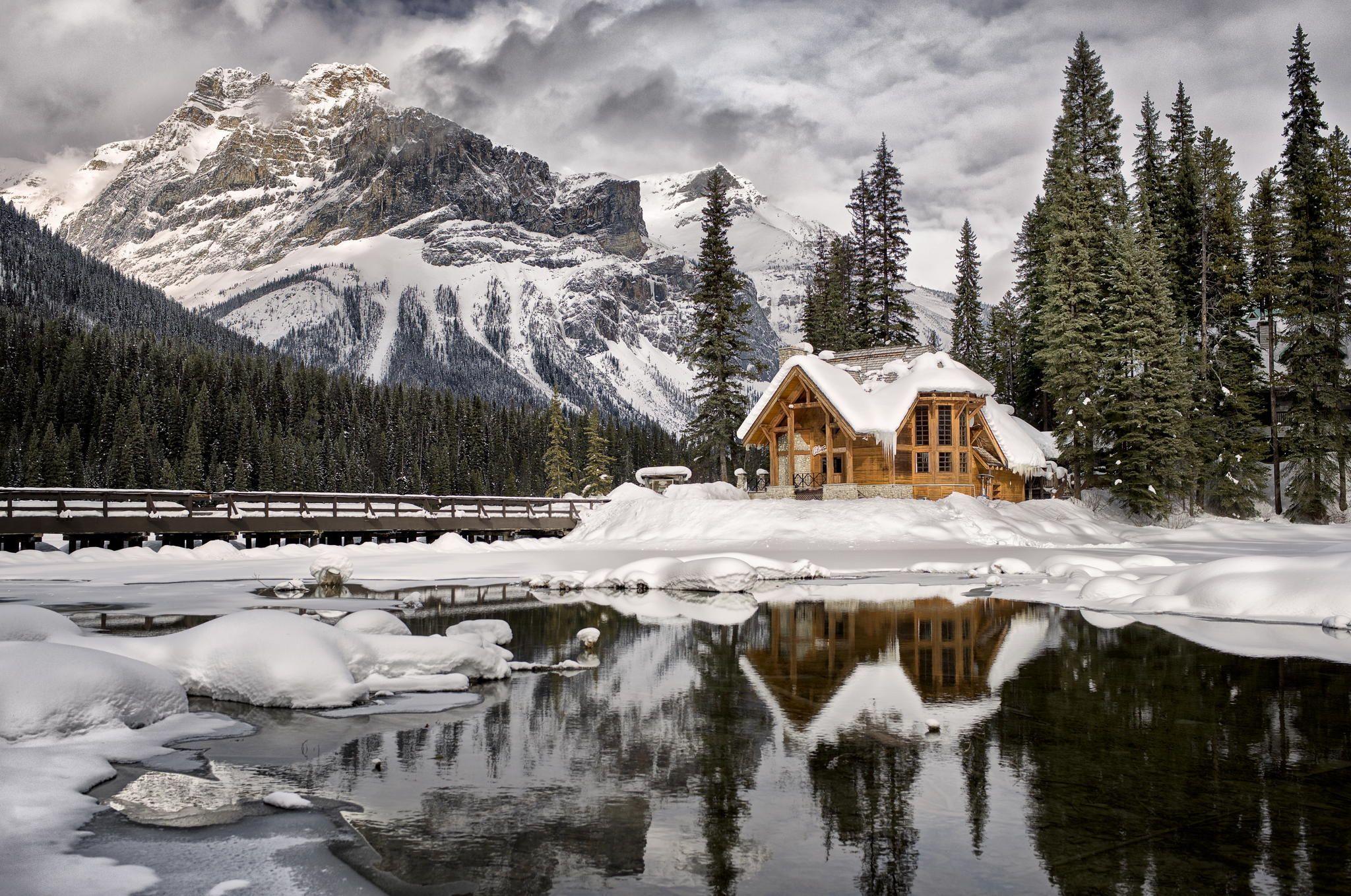2048x1358 Emerald Lake Lodge