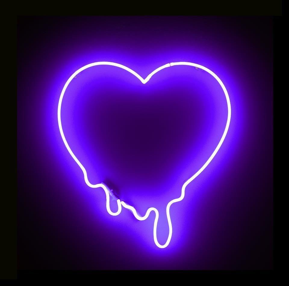 960x952 Neon Hearts Wallpaper