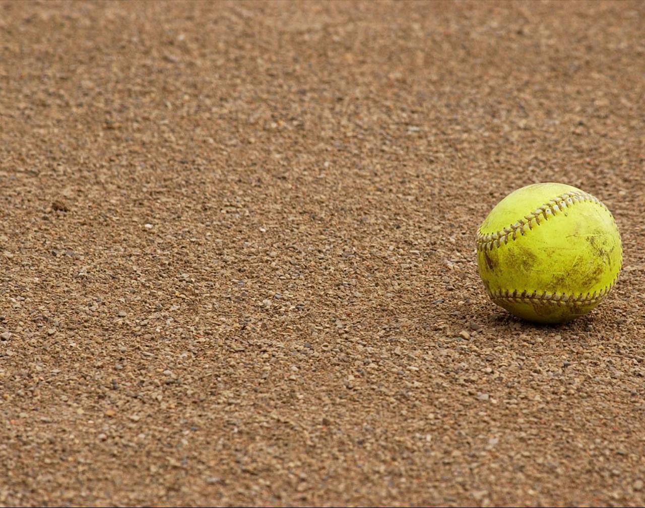 1280x1007 Softball Wallpaper for Desktop