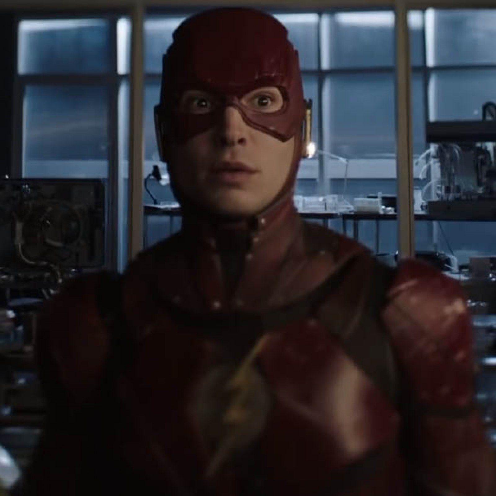 1600x1600 Crisis on Infinite Earths': What the Ezra Miller Cameo Means for the Arrowverse and DCEU