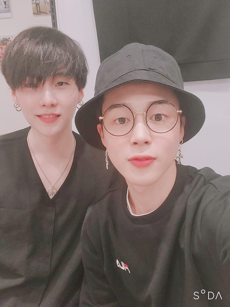 800x1067 Suga Jimin, bts, yoonmin, HD phone wallpaper