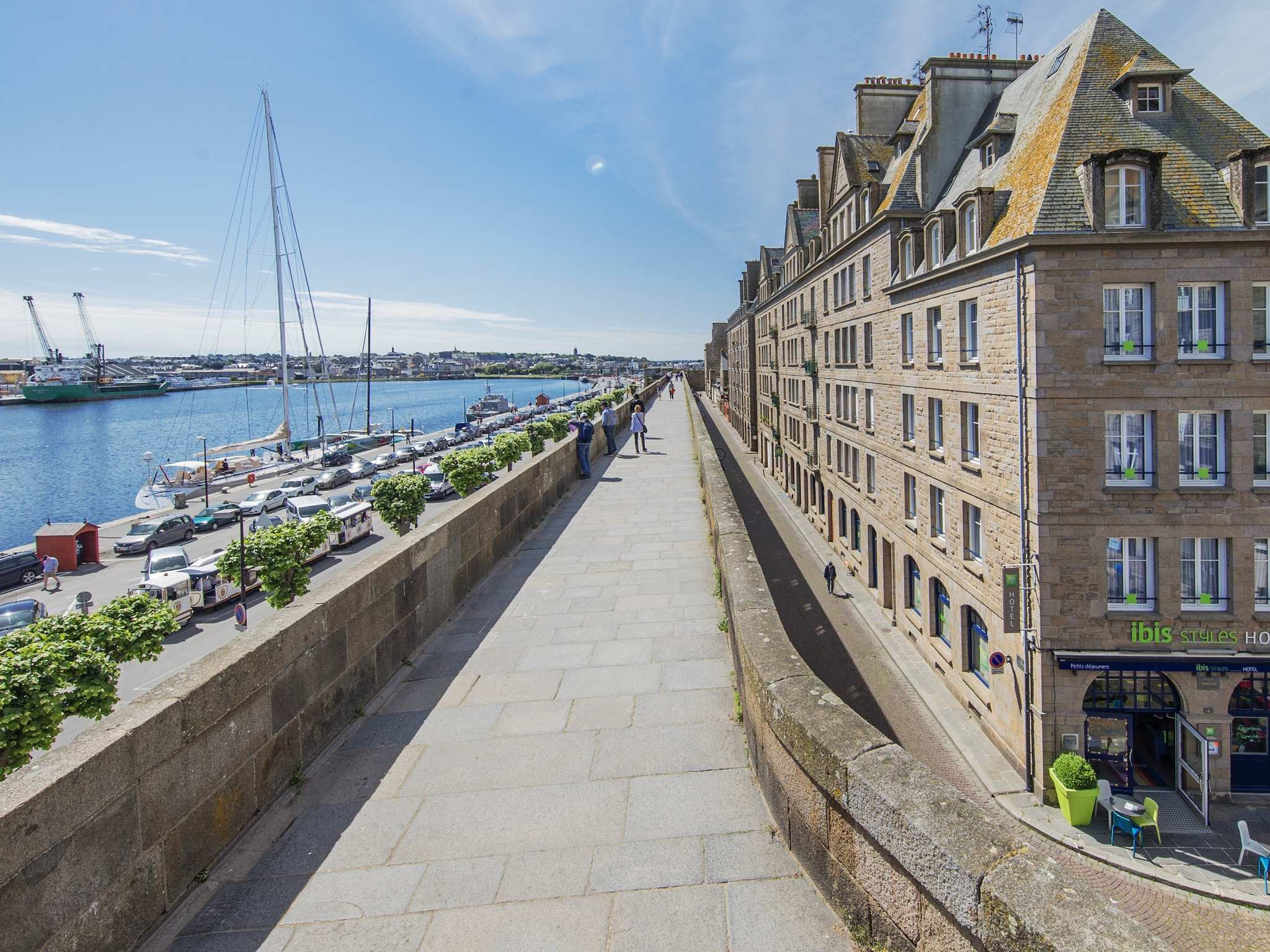 2048x1536 Free photo: Saint Malo, Architecture, Blue