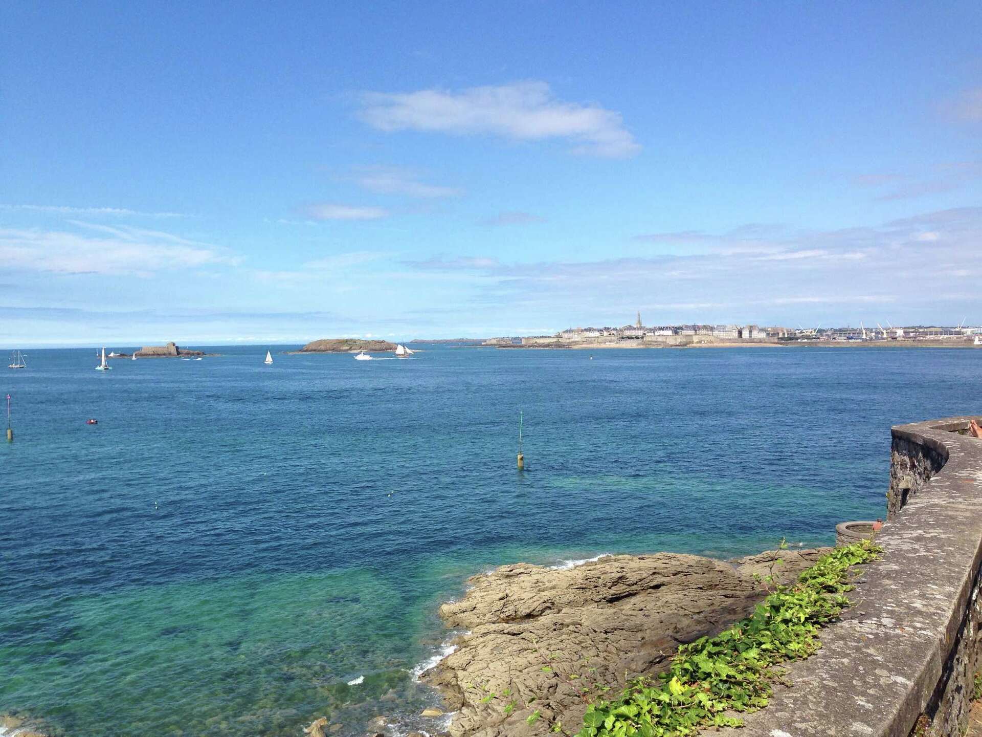 1920x1440 Postcard From: Saint Malo, France