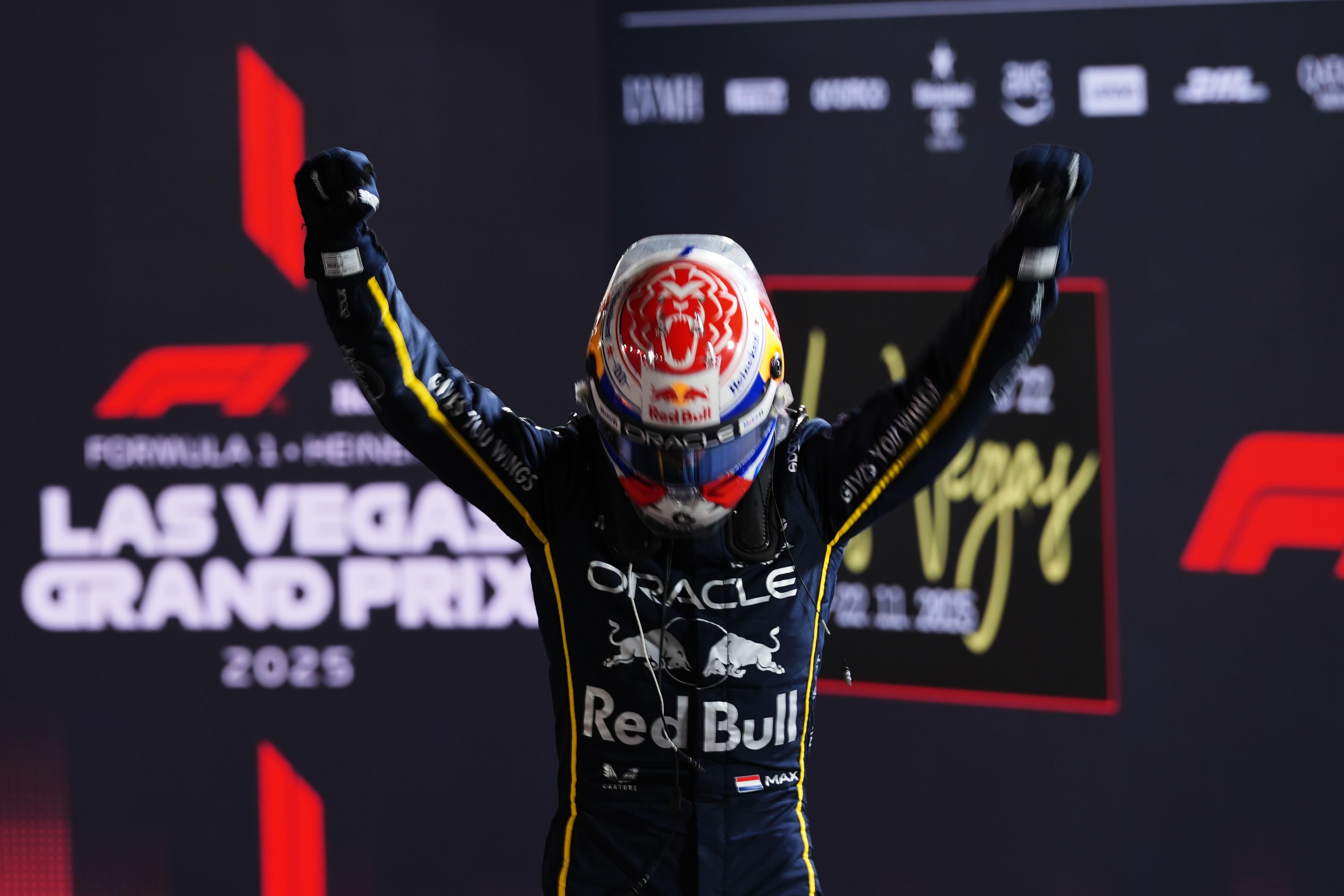3875x2583 Verstappen wins Las Vegas Grand Prix, narrows F1 points gap