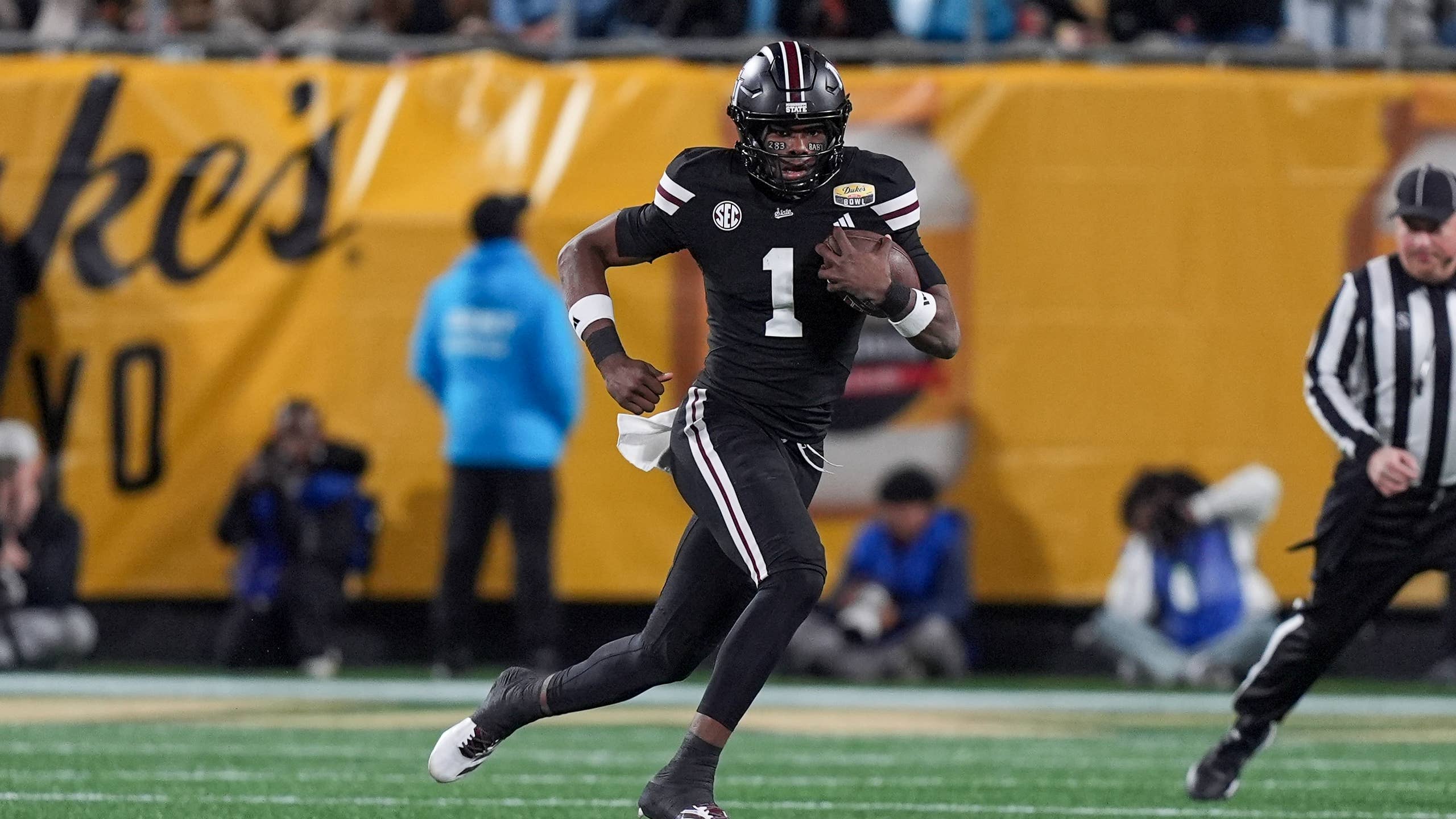 2560x1440 Mississippi State's Kamario Taylor, Minnesota's Drake Lindsey Set to Shine