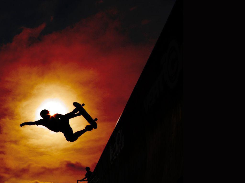 1024x768 Skateboarding Wallpaper