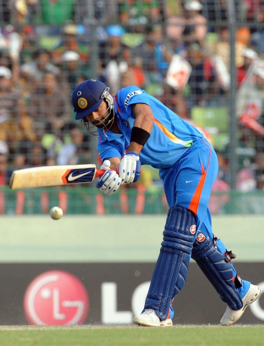 900x1180 Cricket Photo
