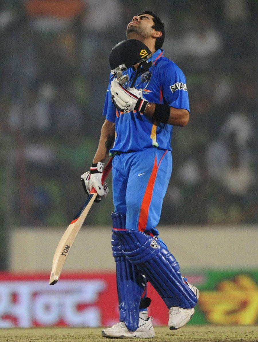 900x1193 Cricket Photo