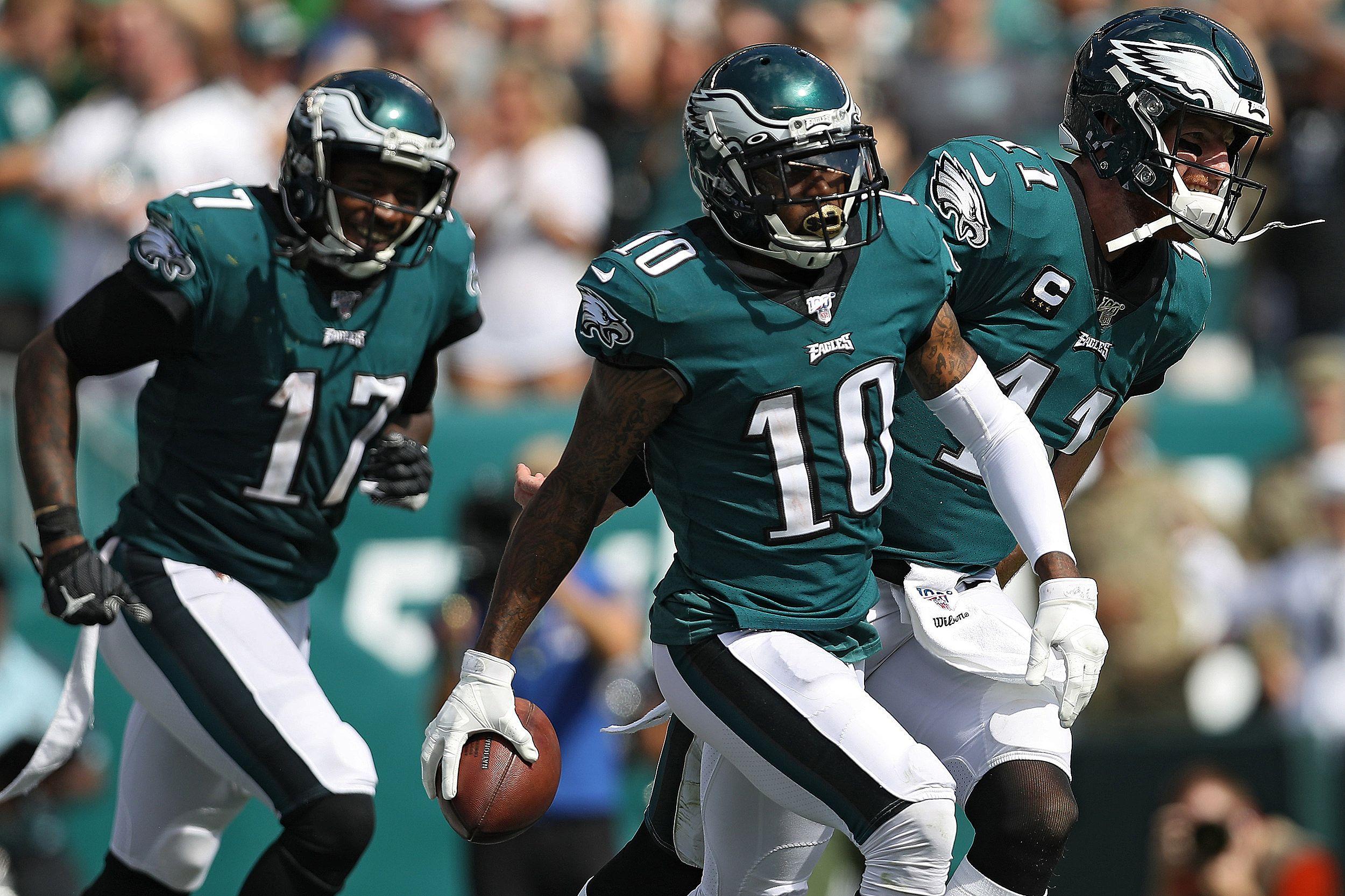 2500x1666 Philadelphia Eagles Carson Wentz And Desean Jackson HD Wallpaper