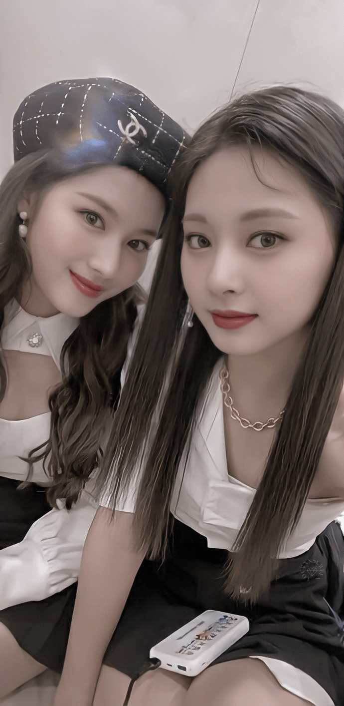 690x1414 satzu wallpaper