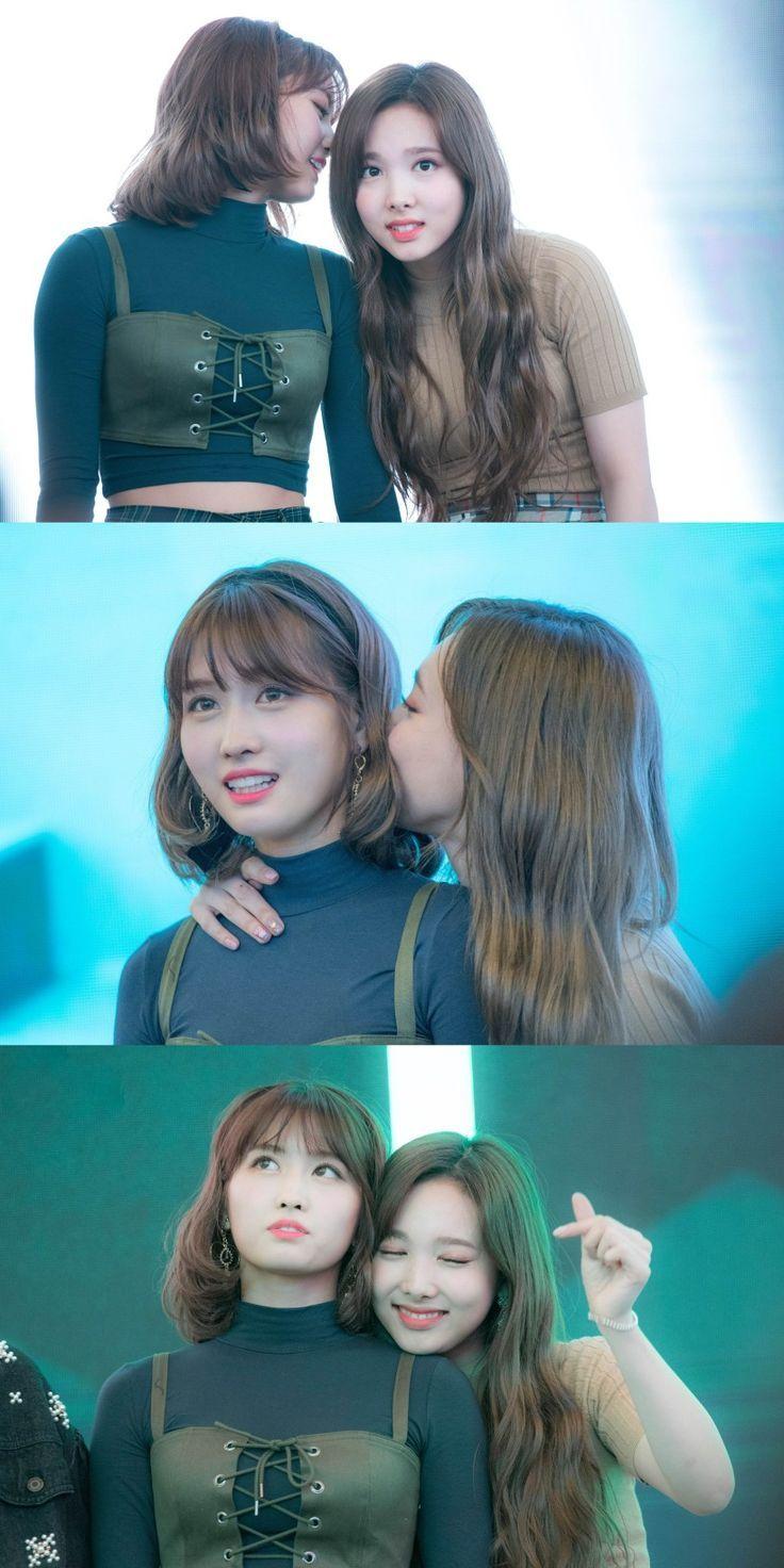 736x1472 Twice Ships Wallpaper