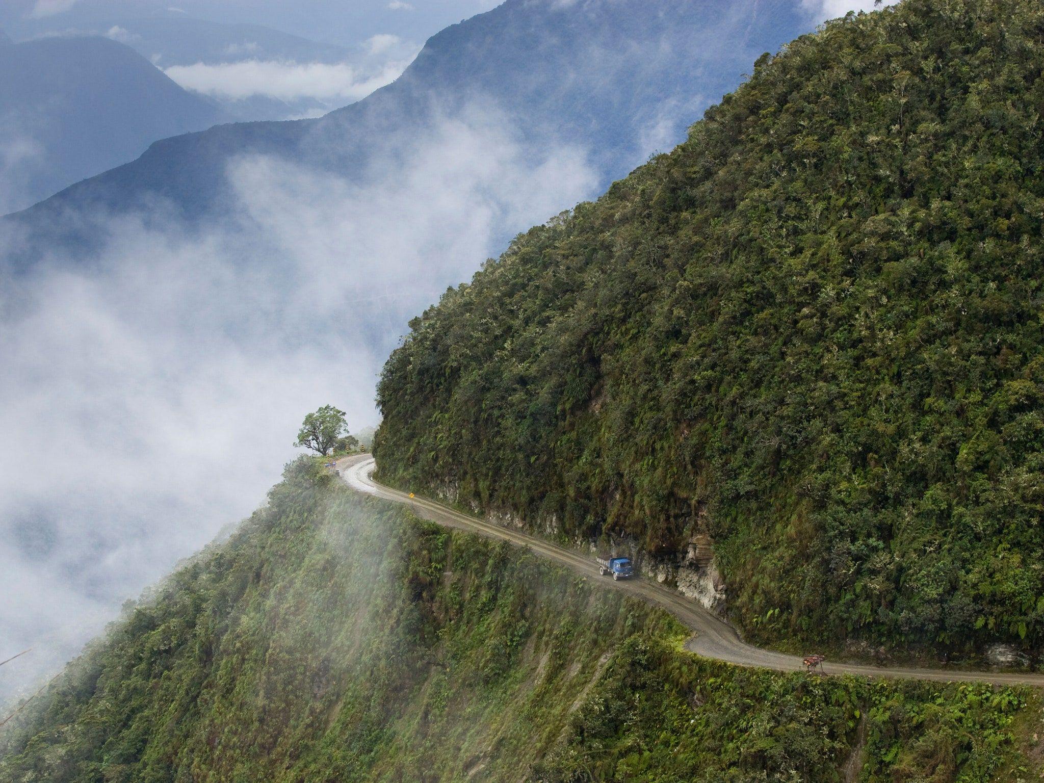 2048x1536 Extreme Drives: The 10 Scariest Highways For White Knuckle Road Trips. Condé Nast Traveler