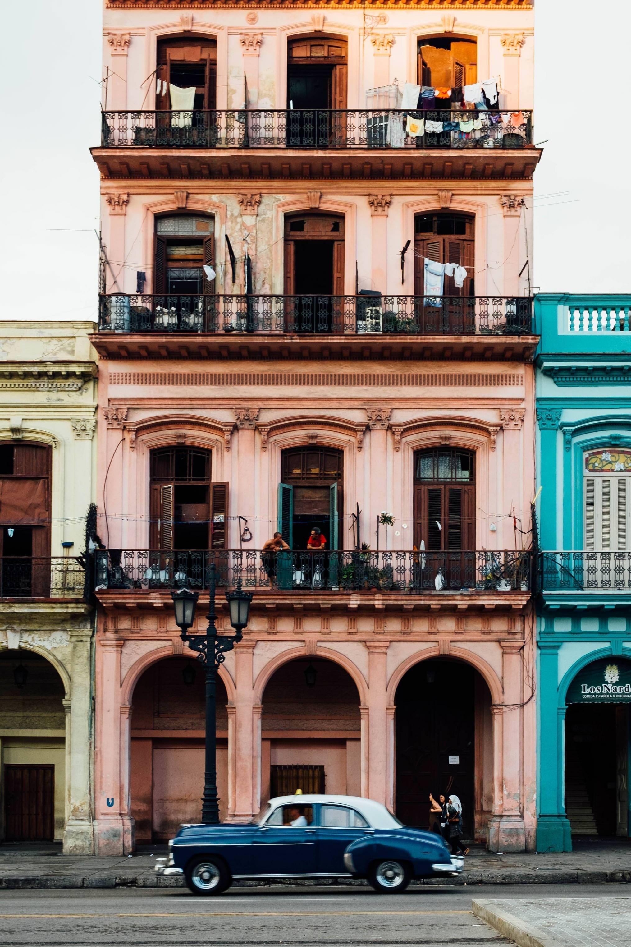 2031x3047 Havana Cuba [OC] (2031x3047). Havana house, Havana, Havana cuba