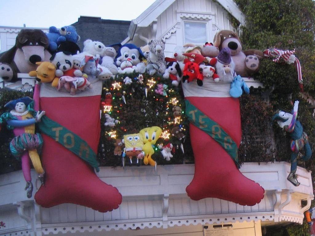 1024x768 Christmas Lights / Holiday Display at 3650 21st St, San Francisco CA 94114- San Francisco County