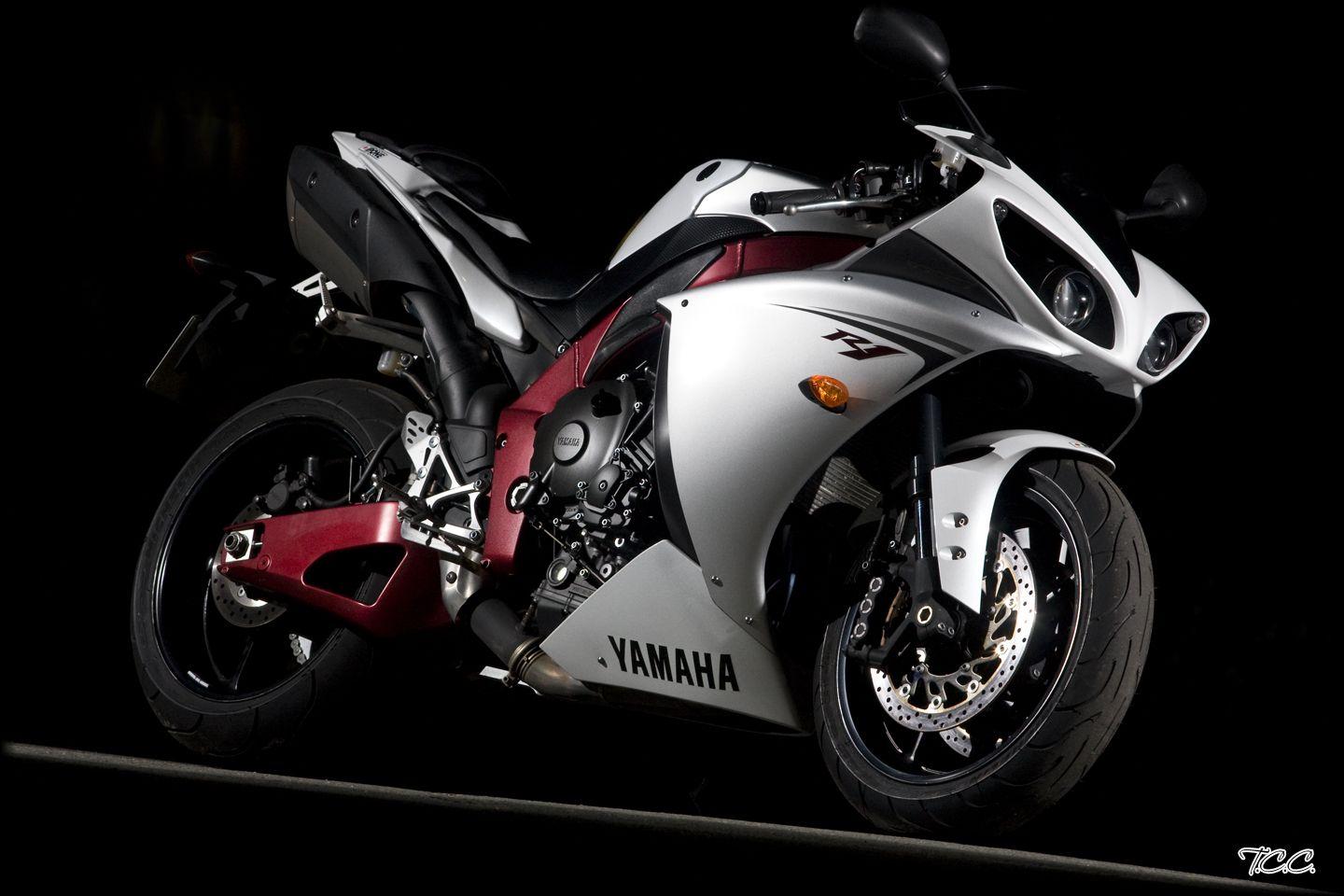 1440x960 Cool Yamaha YZF R1 Wallpaper Background Desktop Computer