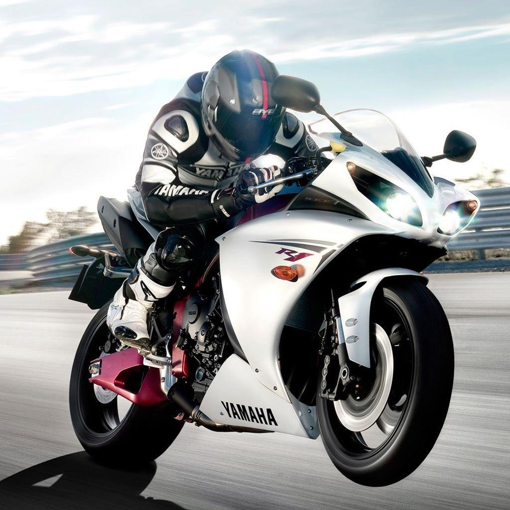 1024x1024 Best Yamaha iPad HD Wallpaper