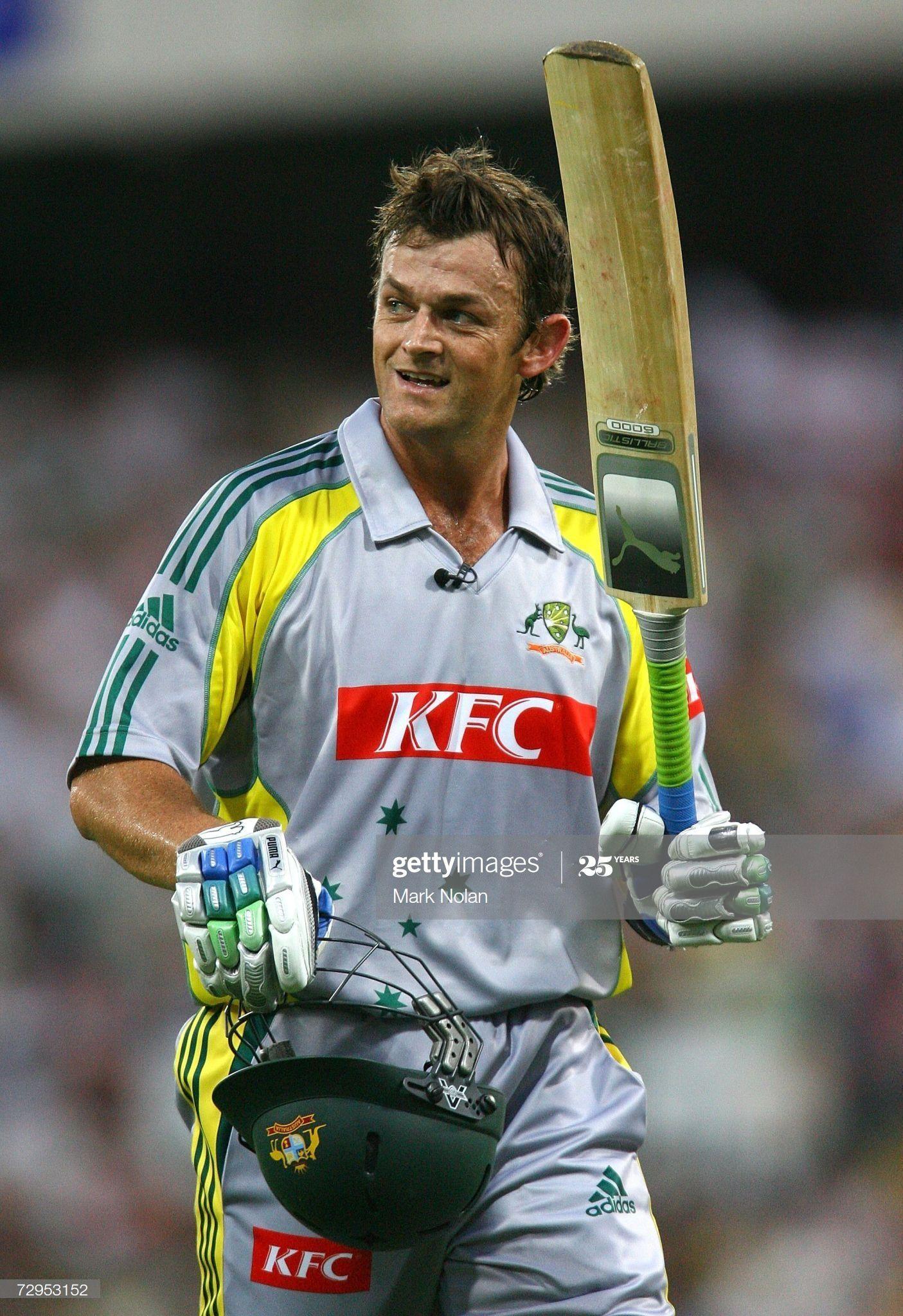 1405x2048 News Photo : Adam Gilchrist of Australia leaves the field. Adam gilchrist, Cricket wallpaper, World cricket