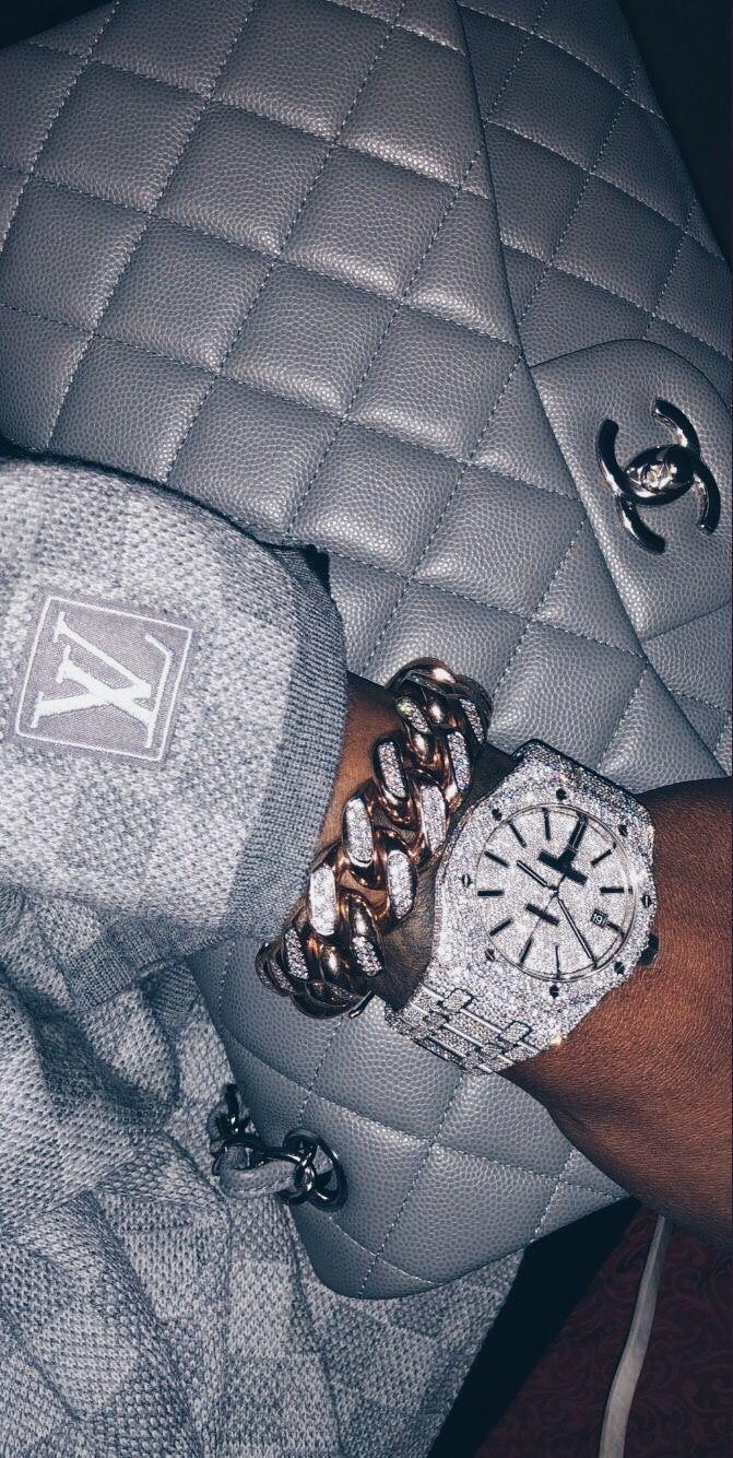 671x1334 Aesthetic Rich Glitter Wallpaper .