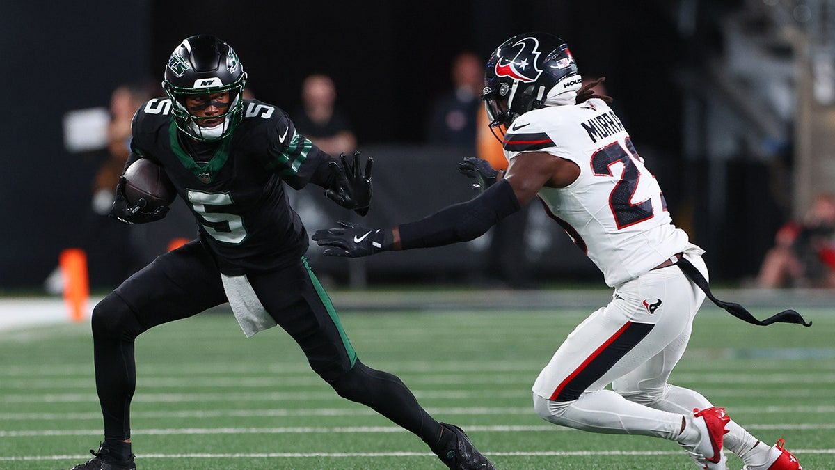 1200x675 Garrett Wilson Gives Jets Fan Big Treat On Halloween With One Handed Touchdown Grab In Win Over Texans
