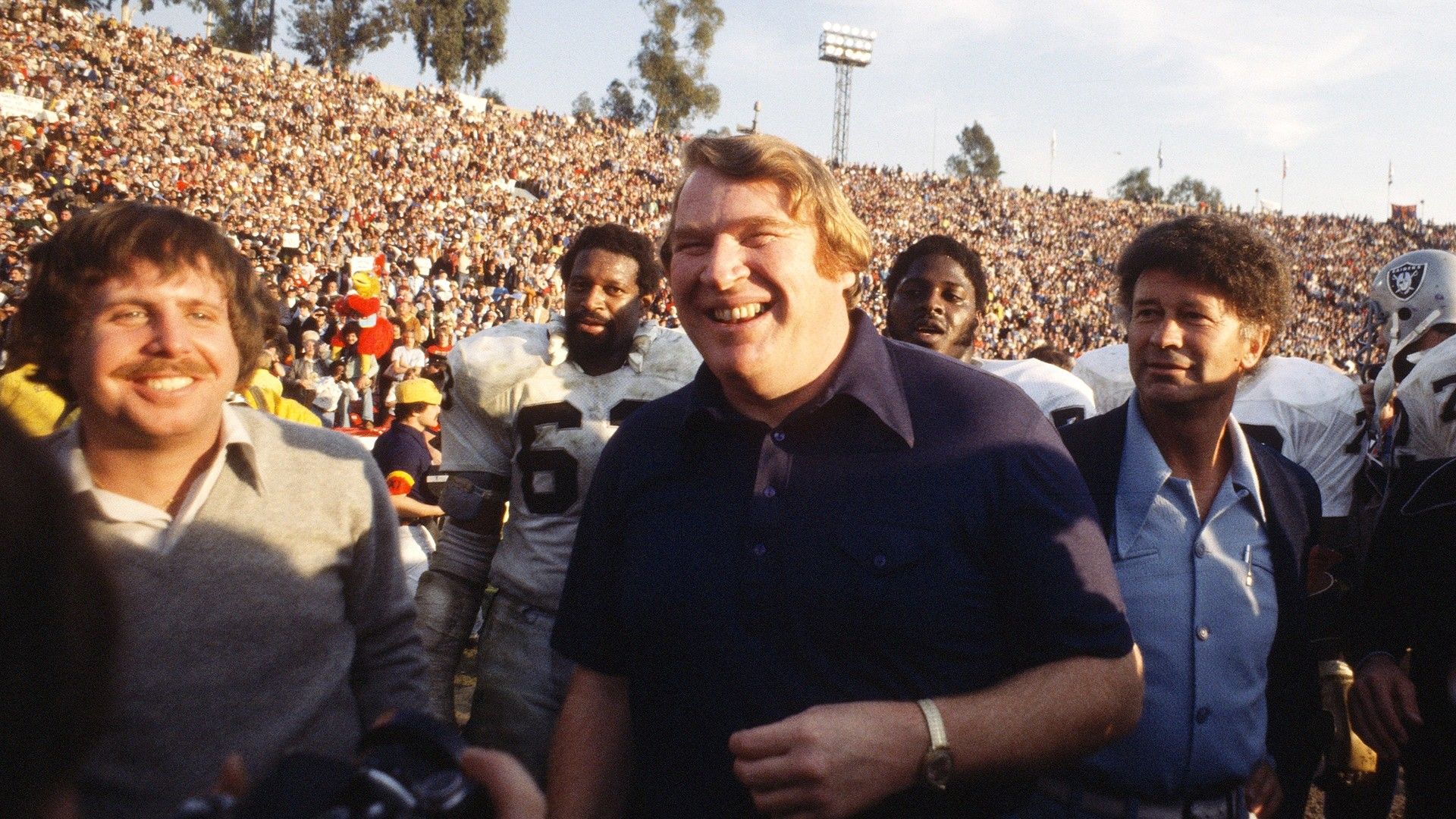 1920x1080 Football coach and broadcaster John Madden dies at age 85